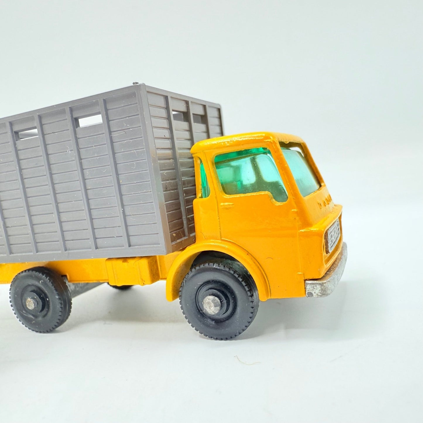 Matchbox Lesney 37c Dodge Cattle Truck - Magic Matchbox