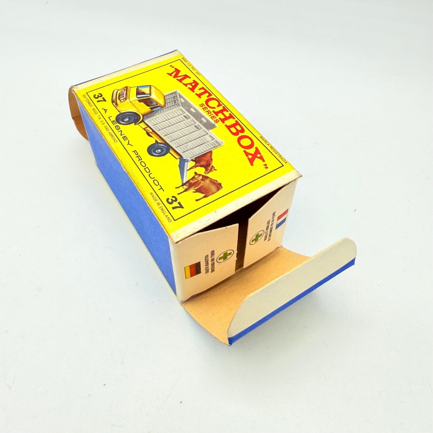 Matchbox Lesney 37c Dodge Cattle Truck - Magic Matchbox