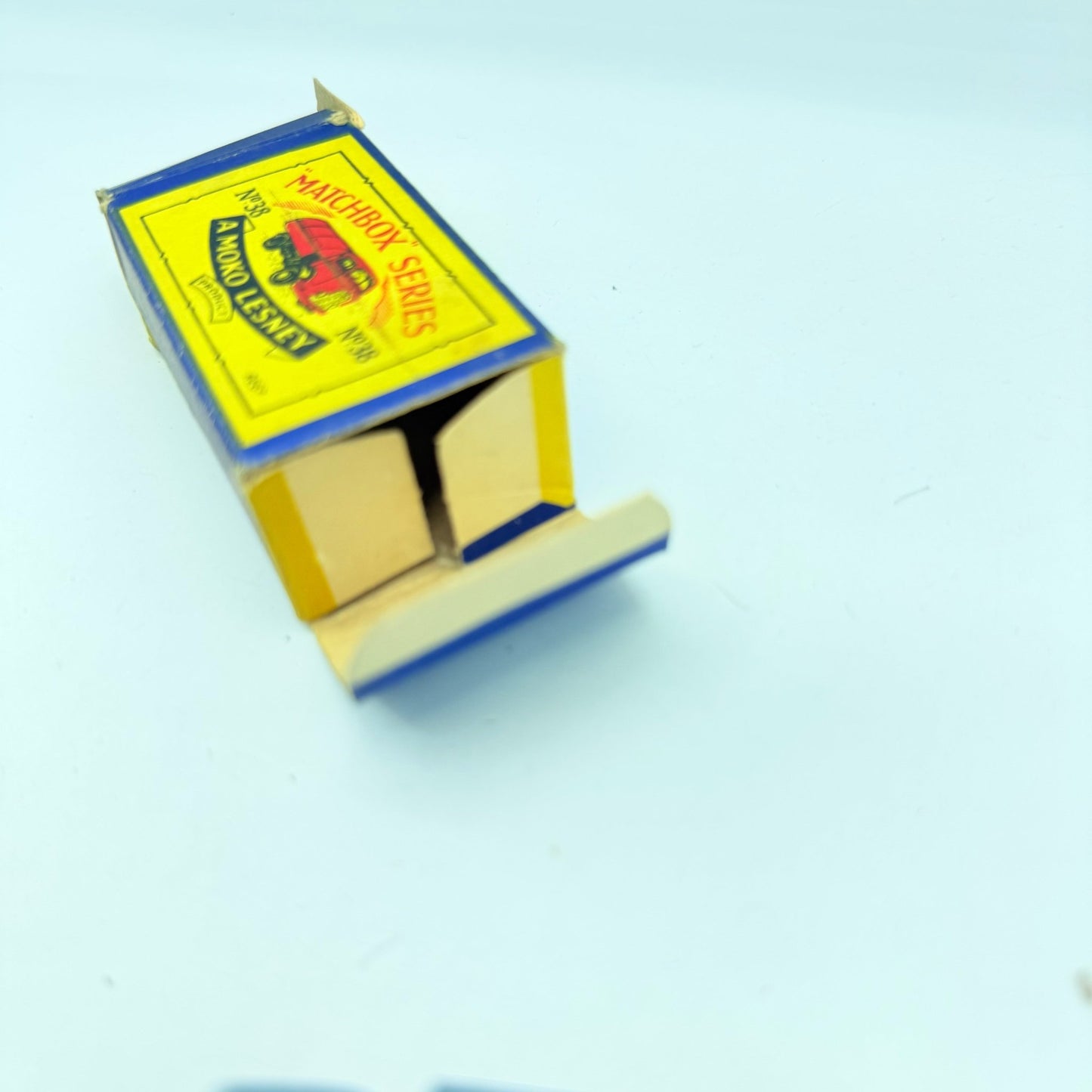 Matchbox Lesney 38a Karrier Bantam Refuse Truck MW - Magic Matchbox