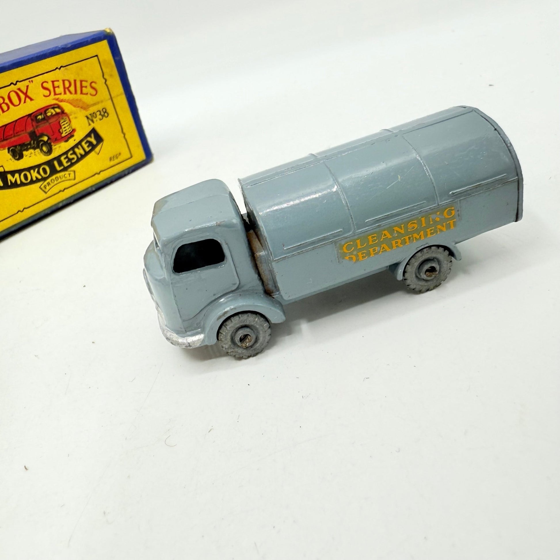 Matchbox Lesney 38a Karrier Bantam Refuse Truck MW - Magic Matchbox