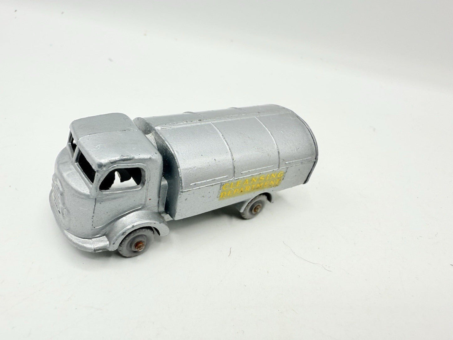 Matchbox Lesney 38a Karrier Refuse Collector Silver & GPW - Magic Matchbox