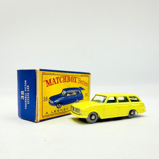 Matchbox Lesney 38b Vauxhall Victor Estate 36 Tread GPW - Magic Matchbox