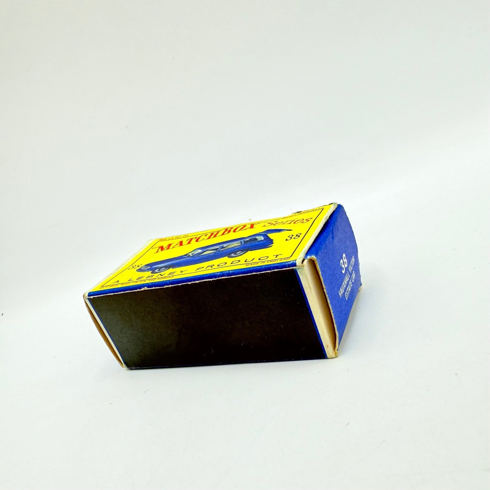 Matchbox Lesney 38b Vauxhall Victor Estate Car GPW Green Interior - Magic Matchbox