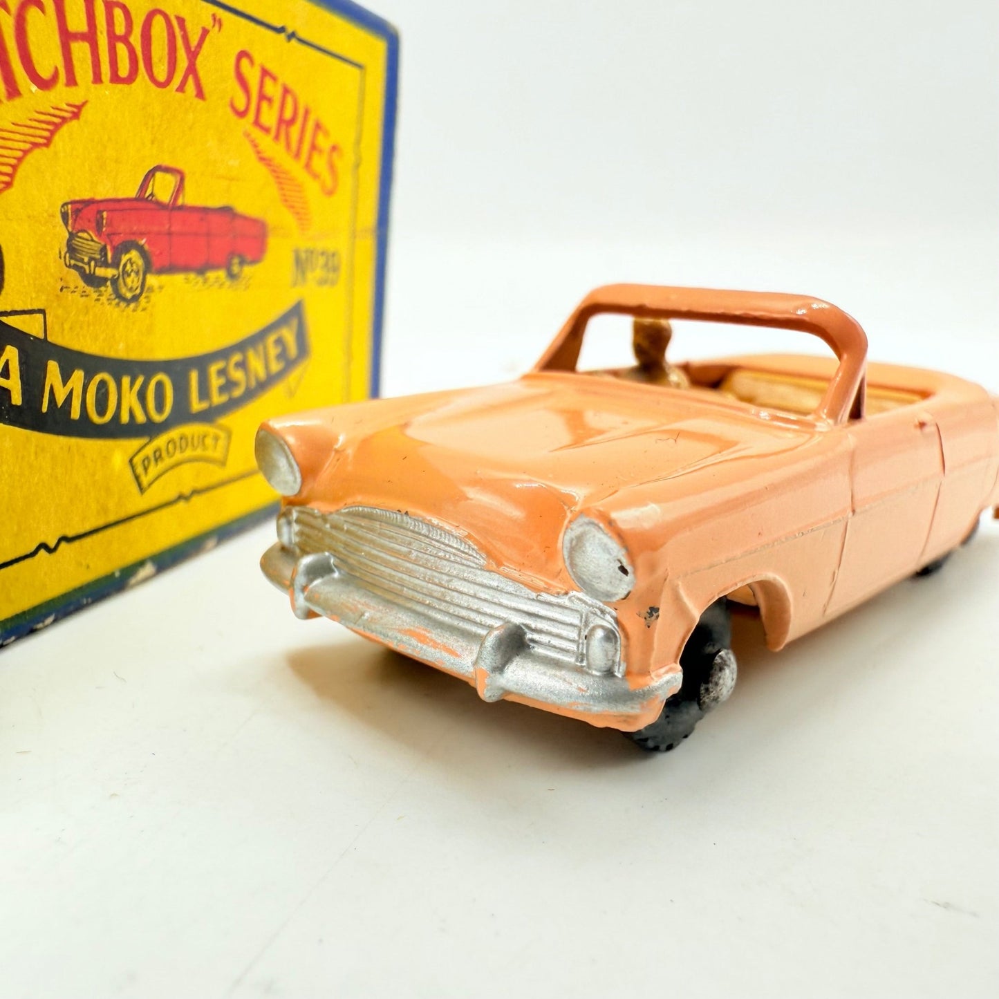Matchbox Lesney 39a Ford Zodiac Convertible RARE - Magic Matchbox