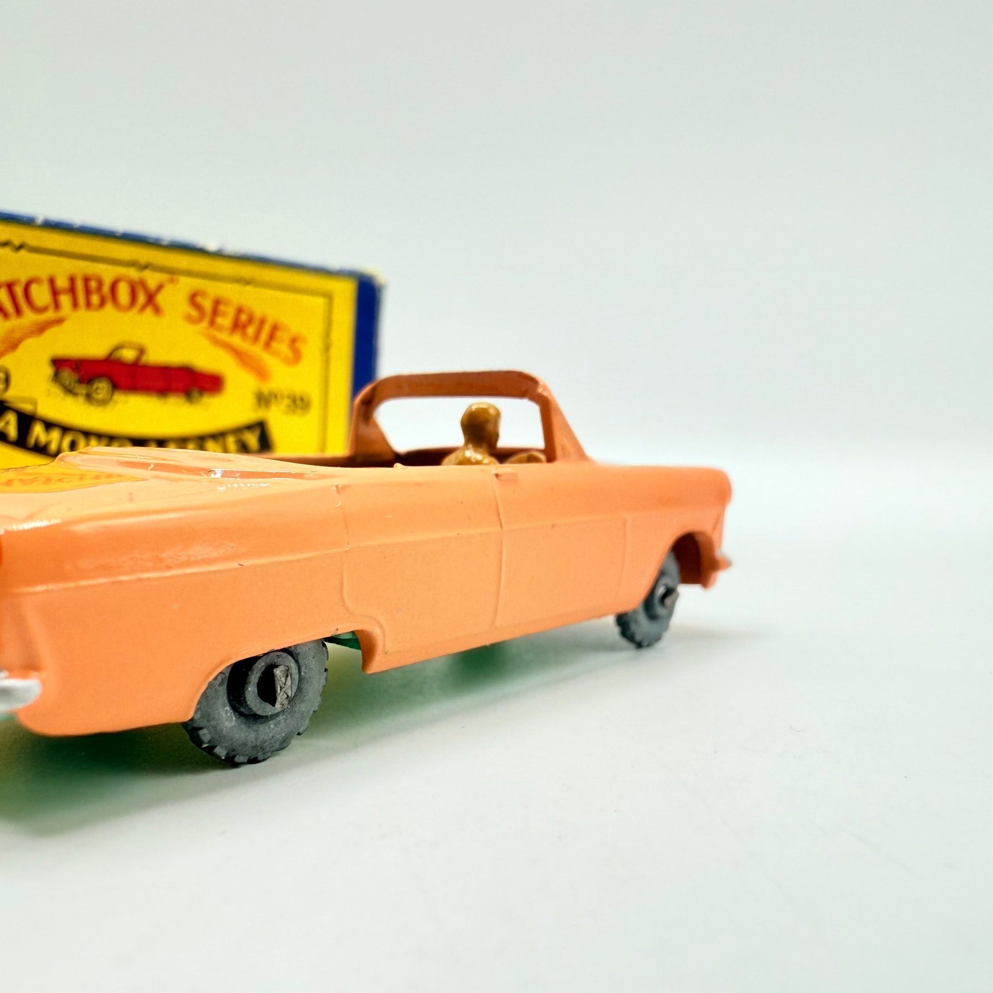 Matchbox Lesney 39a Pontiac Convertible MW - Magic Matchbox