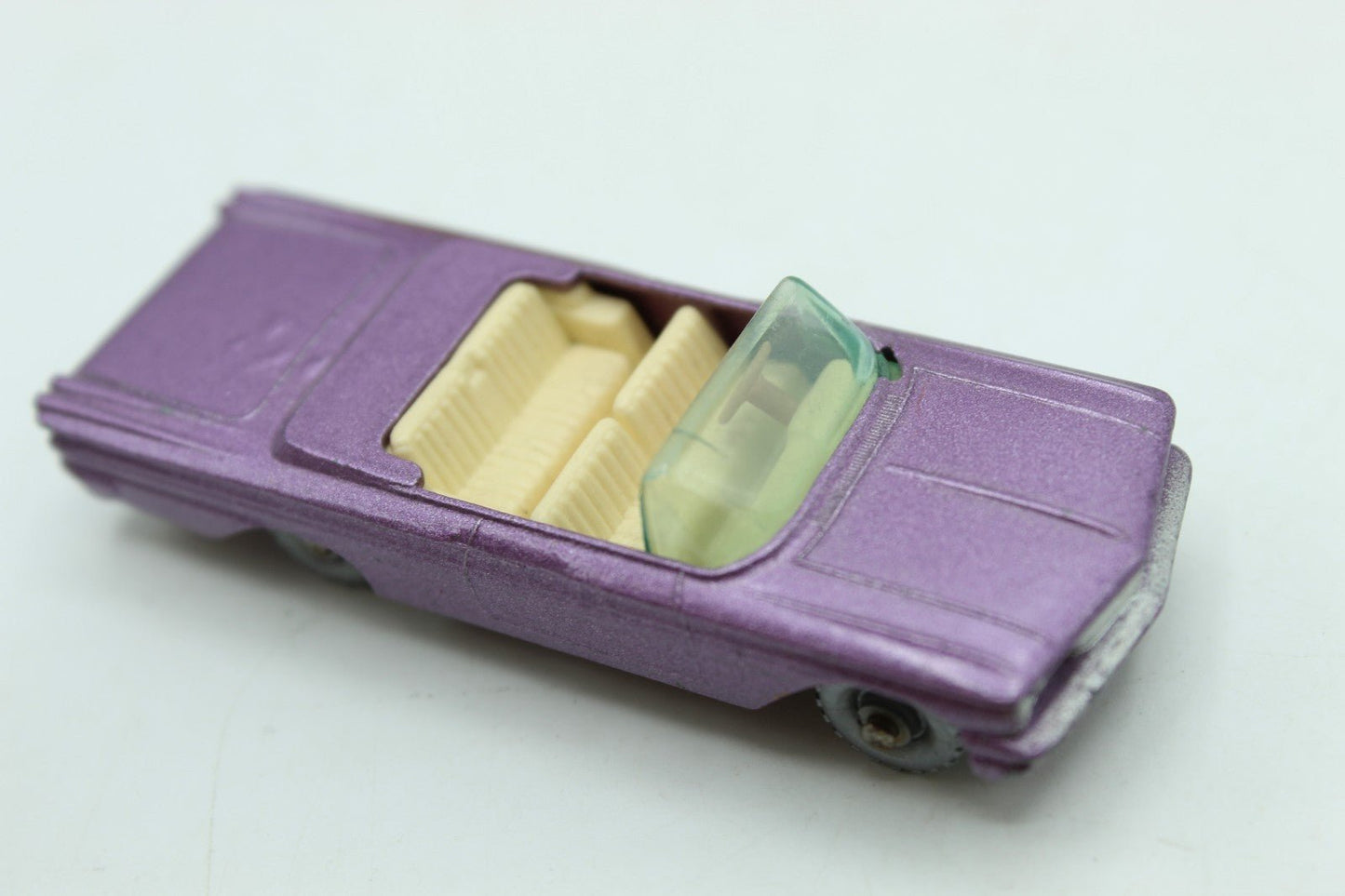 Matchbox Lesney 39b Pontiac Convertible Purple - SPW - Boxed - Magic Matchbox