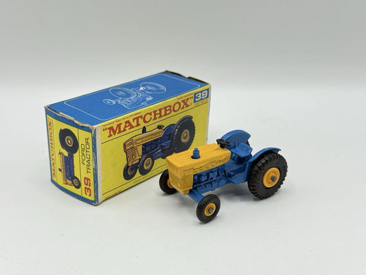 Matchbox Lesney 39c Ford Tractor - Magic Matchbox