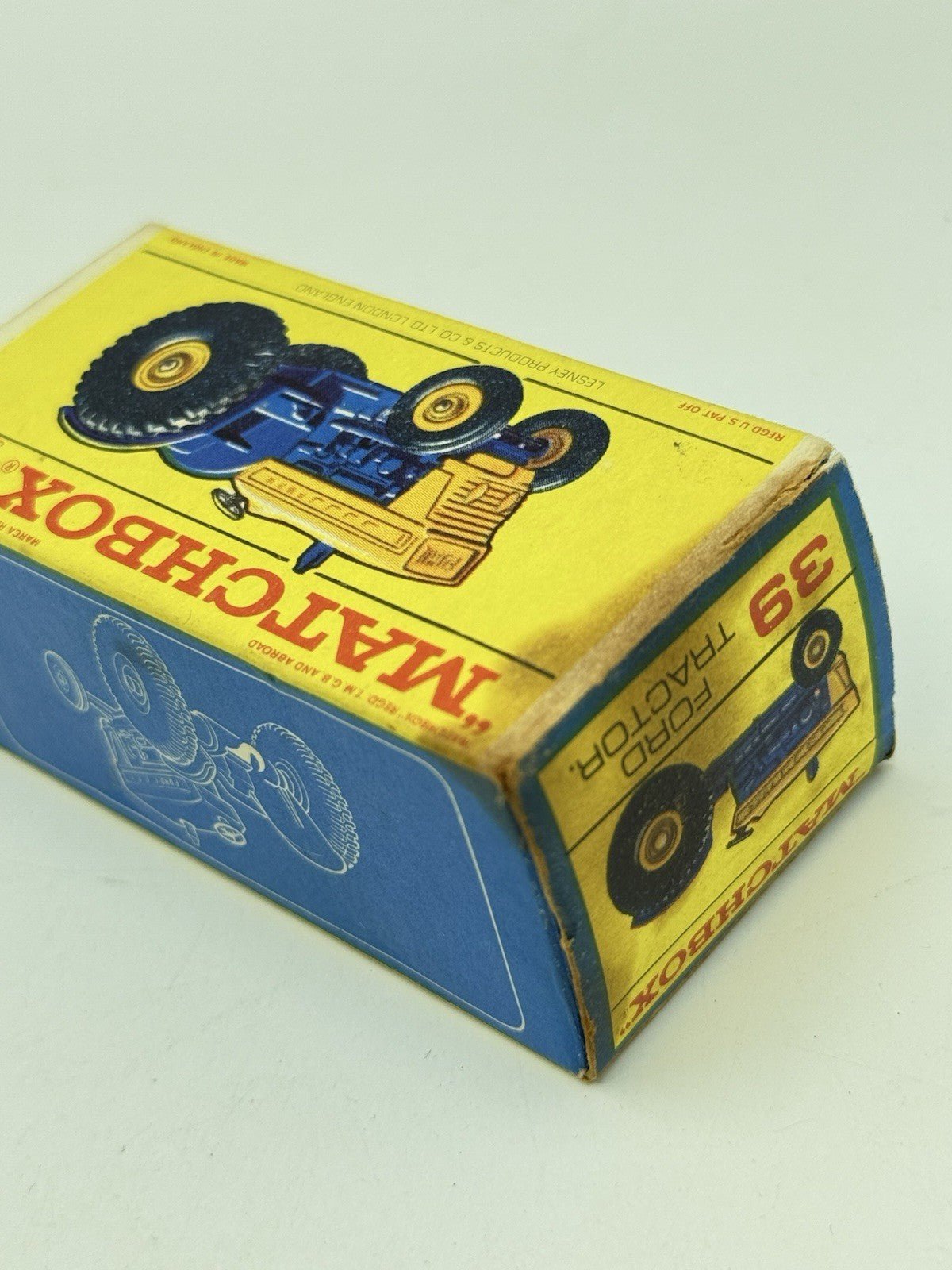 Matchbox Lesney 39c Ford Tractor - Magic Matchbox