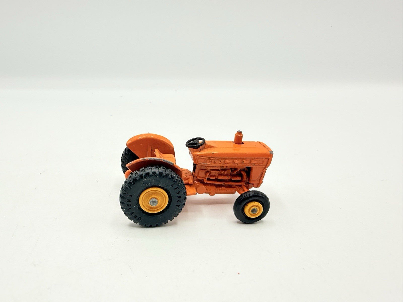 Matchbox Lesney 39c Tractor In Orange VG Unboxed Model - Magic Matchbox