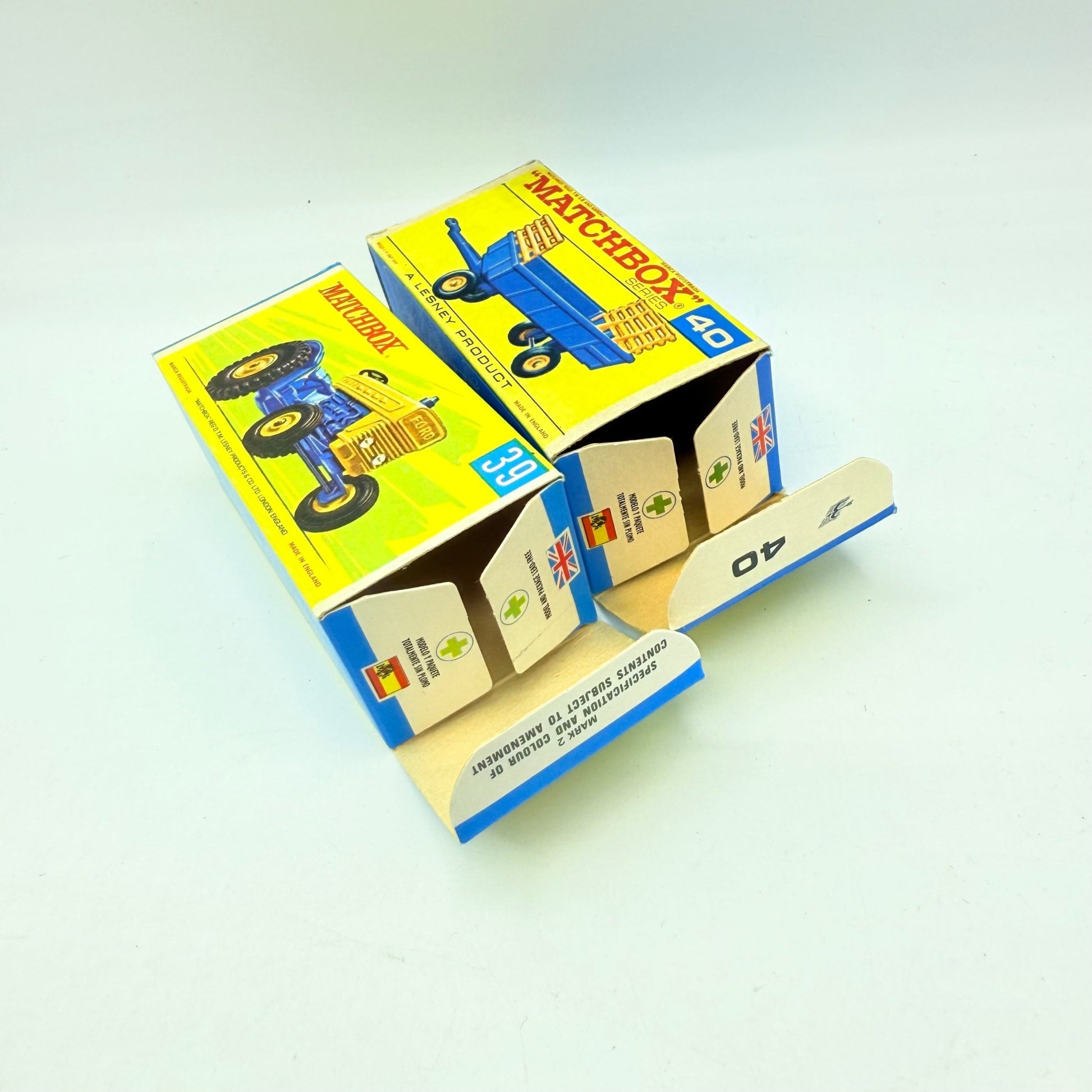 Matchbox Lesney 39c Tractor In Orange With Trailer - Magic Matchbox