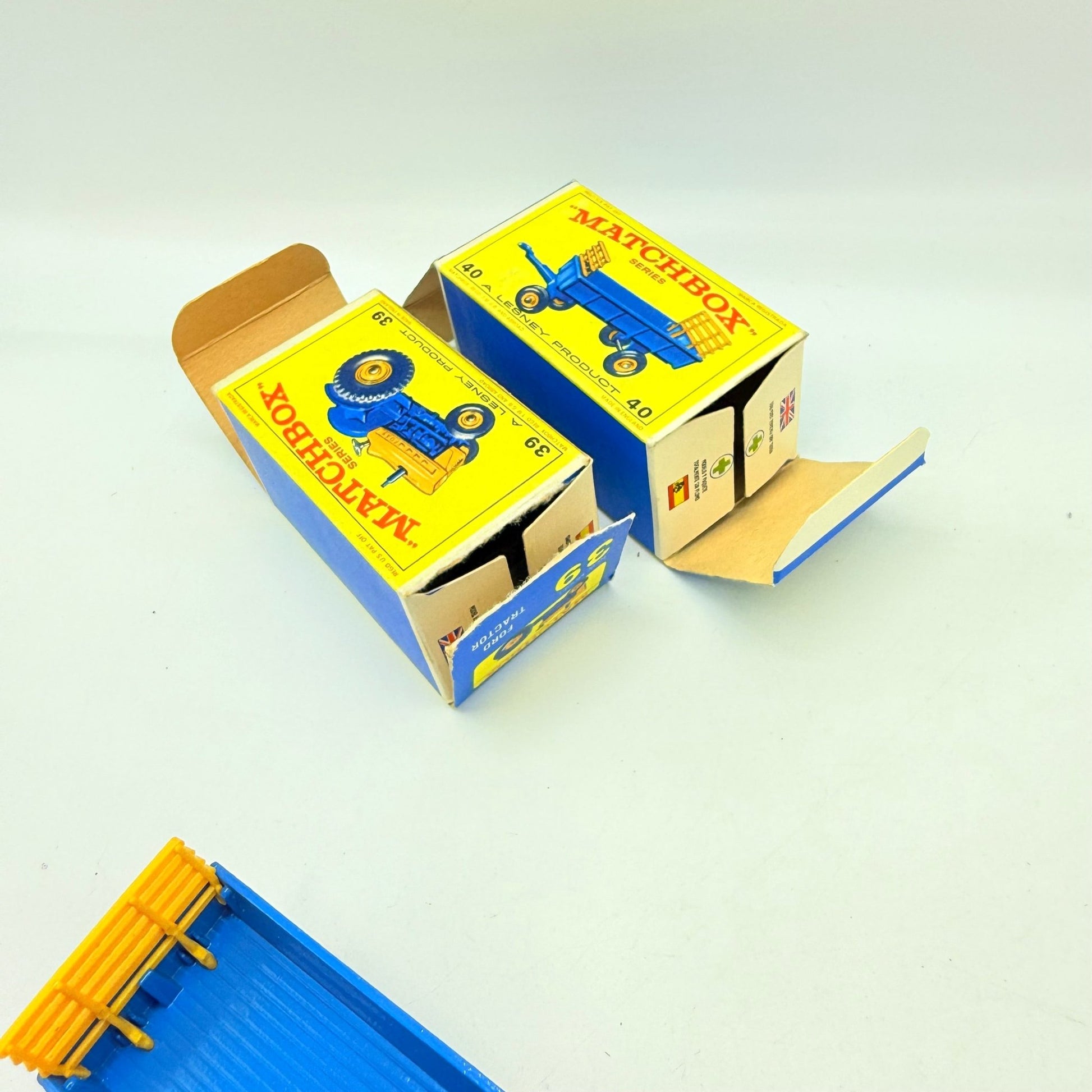 Matchbox Lesney 39c Tractor & Trailer 40 - Magic Matchbox