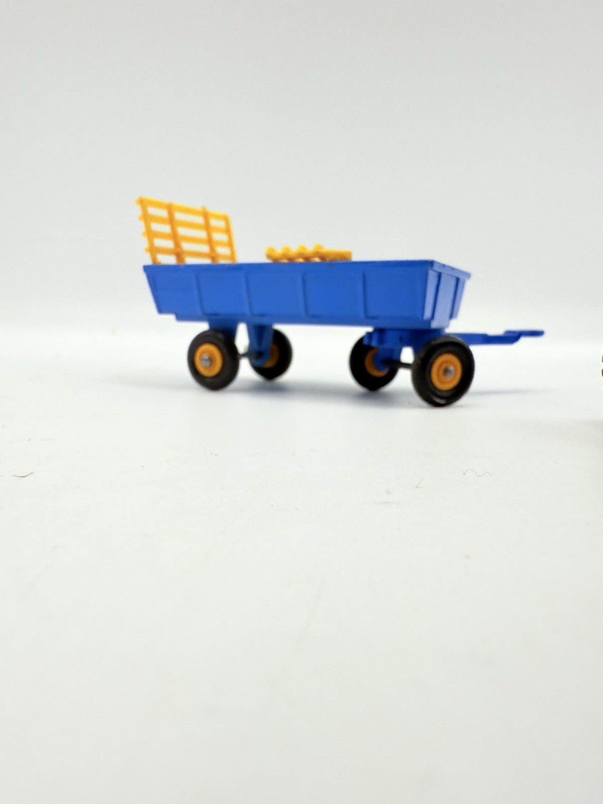 Matchbox Lesney 39c Tractor & Trailer 40 - Magic Matchbox