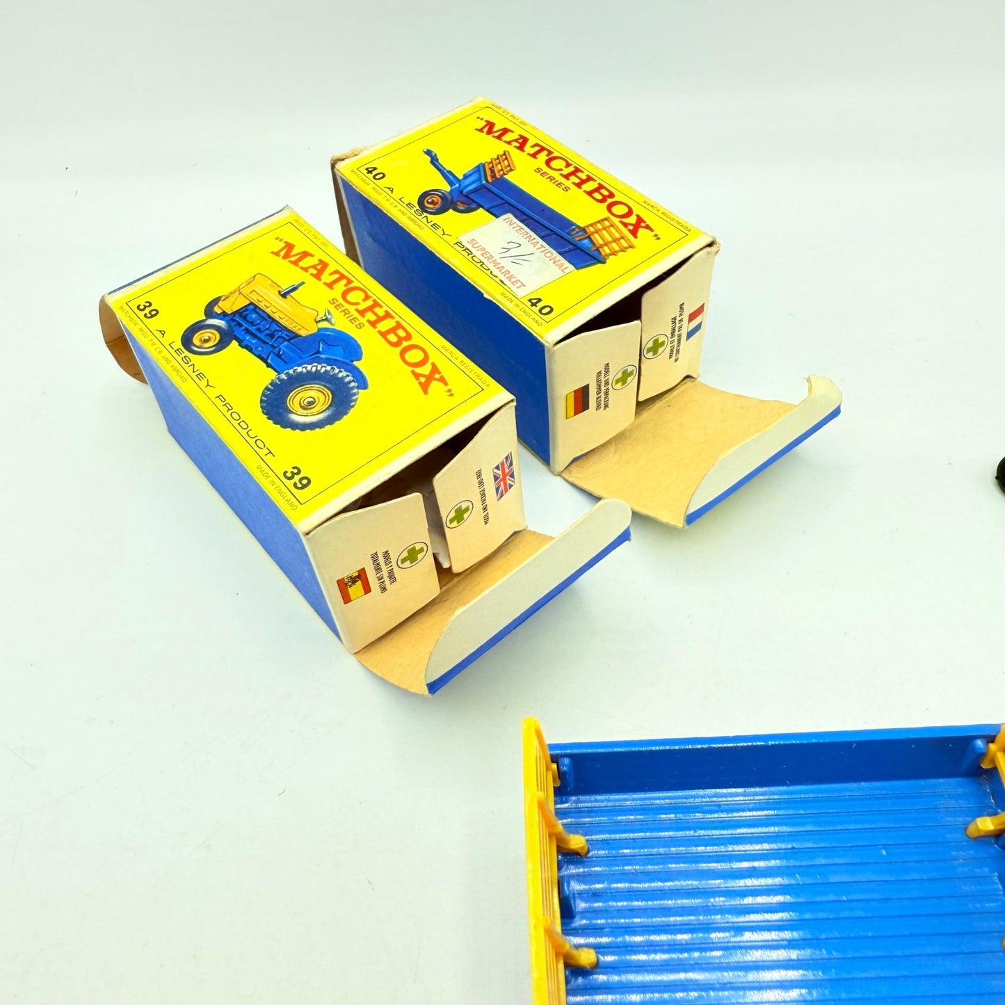 Matchbox Lesney 39c Tractor & Trailer 40c - RARE Taller Exhaust Stack. - Magic Matchbox