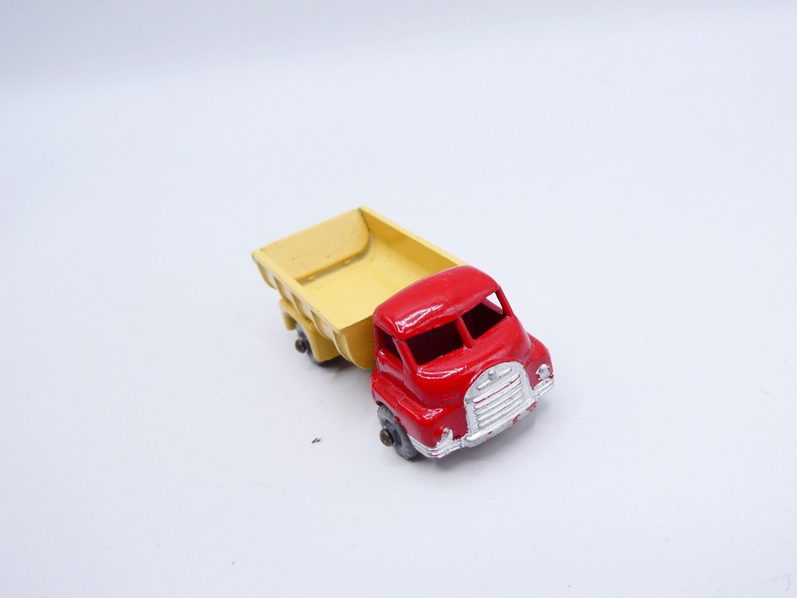 Matchbox Lesney 40a Bedford Tipper Truck GPW - Magic Matchbox