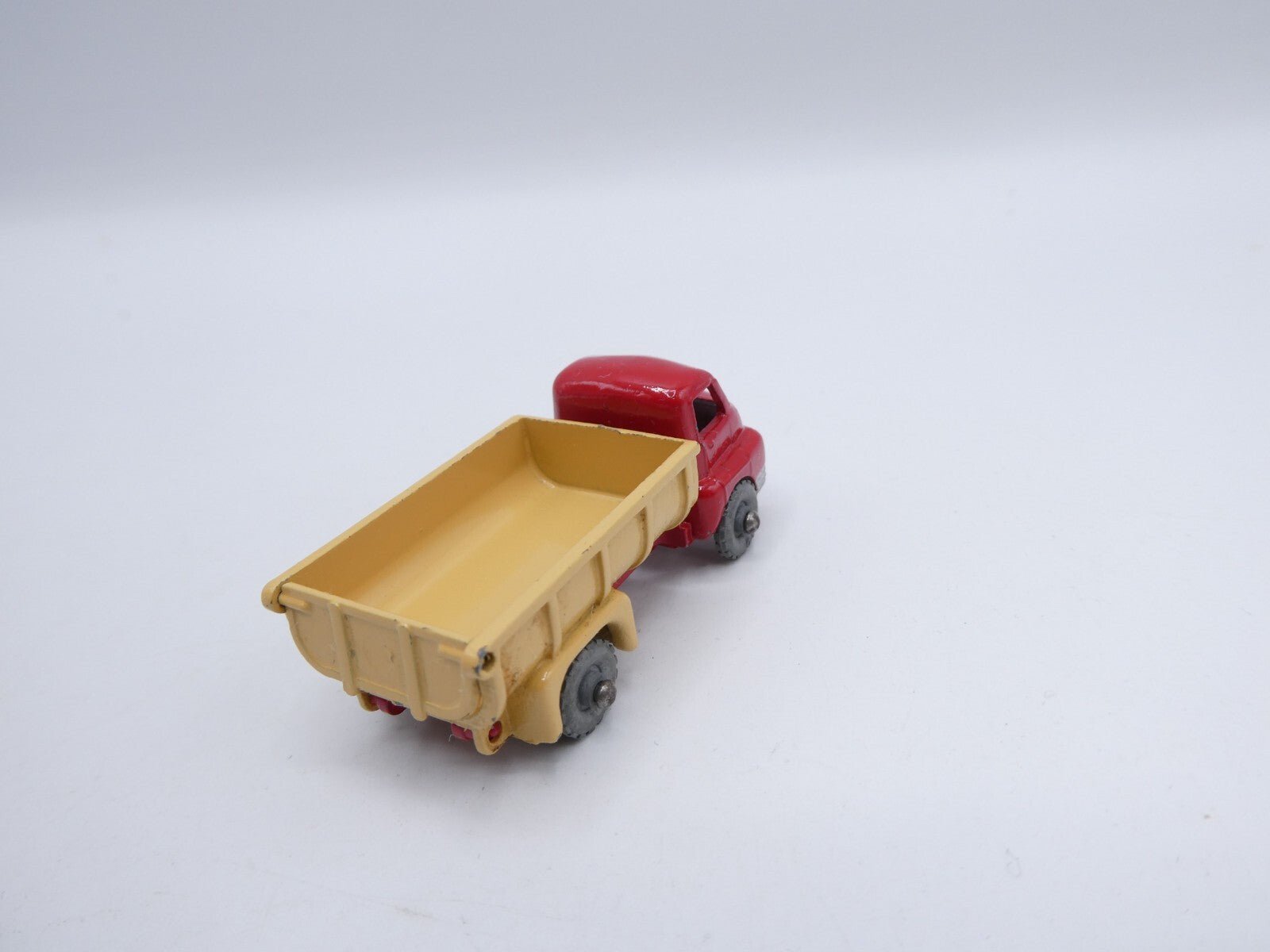 Matchbox Lesney 40a Bedford Tipper Truck MW - Magic Matchbox