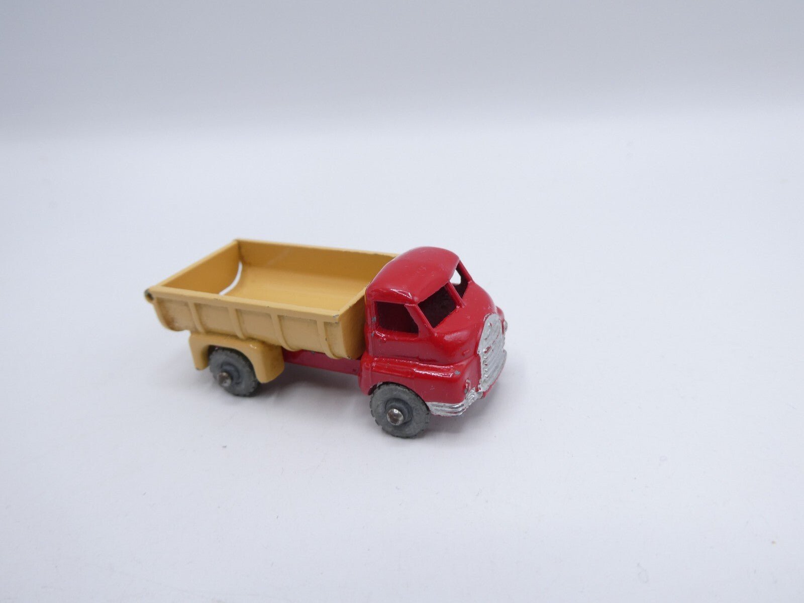 Matchbox Lesney 40a Bedford Tipper Truck MW - Magic Matchbox