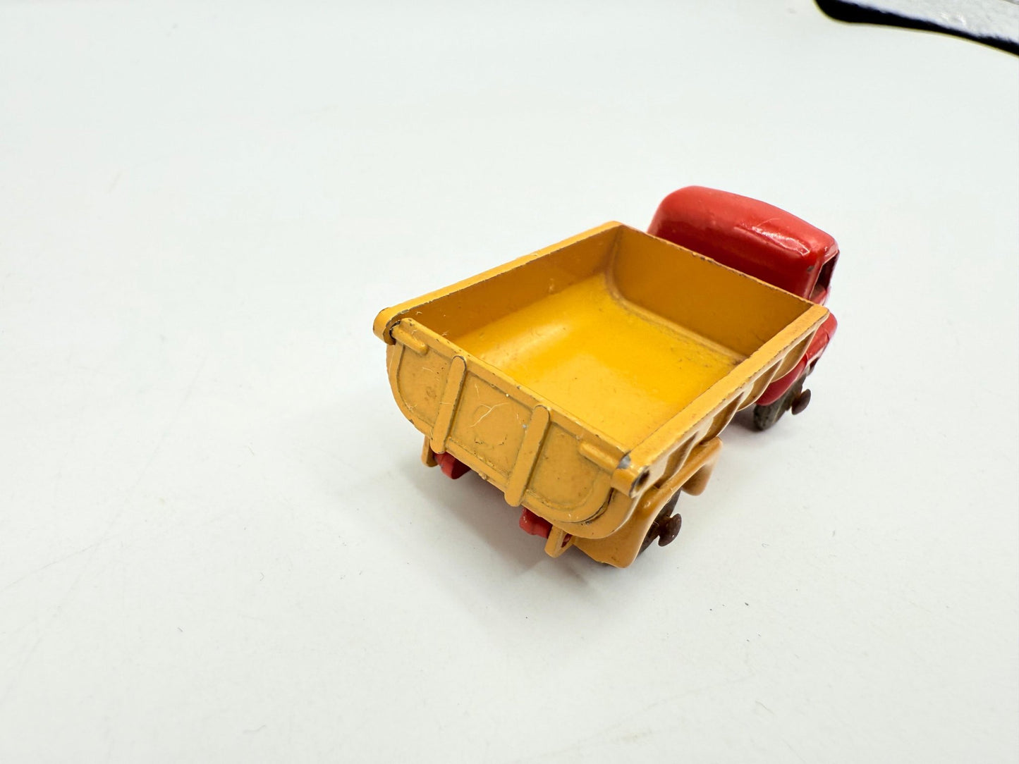 Matchbox Lesney 40a Bedford Tipper Truck MW - Magic Matchbox