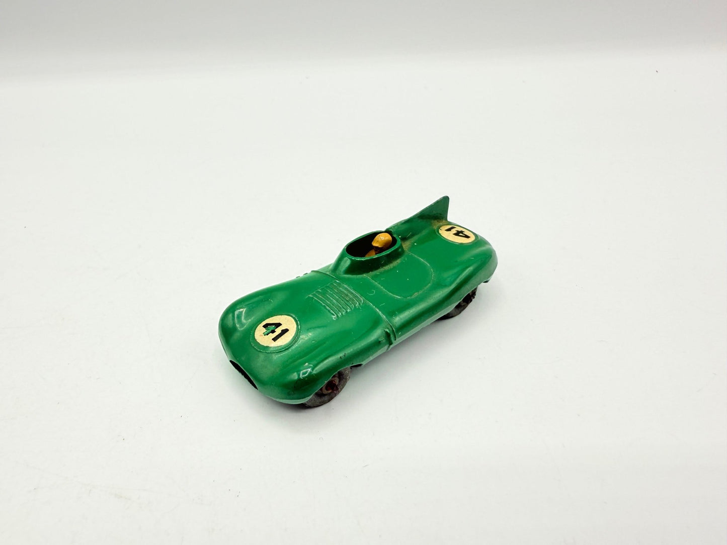 Matchbox Lesney 41a E Type Jaguar MW - Magic Matchbox