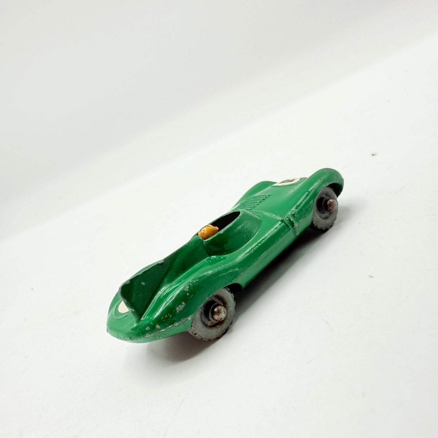 Matchbox Lesney 41a E Type Jaguar MW - Magic Matchbox
