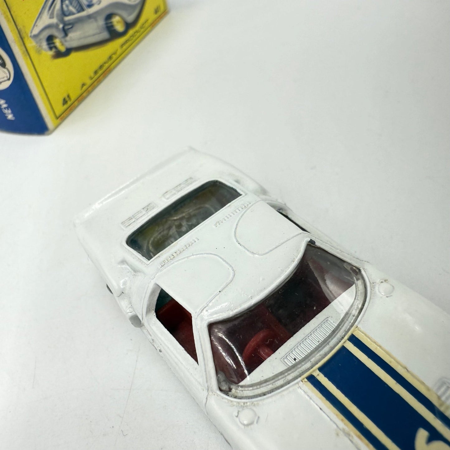 Matchbox Lesney 41c Ford GT40 RED HUBS Rare - Magic Matchbox