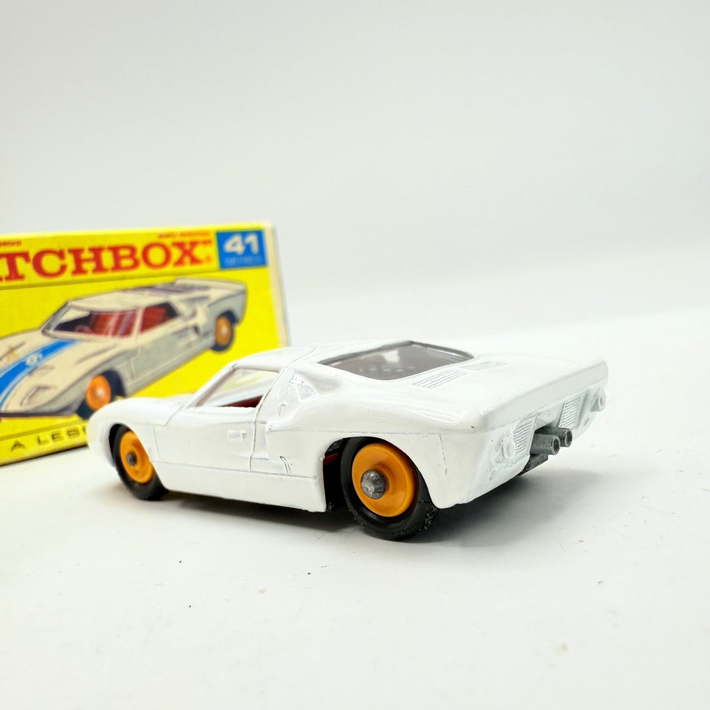 Matchbox Lesney 41c Ford GT40 with decal. Rare F - type Box - Magic Matchbox