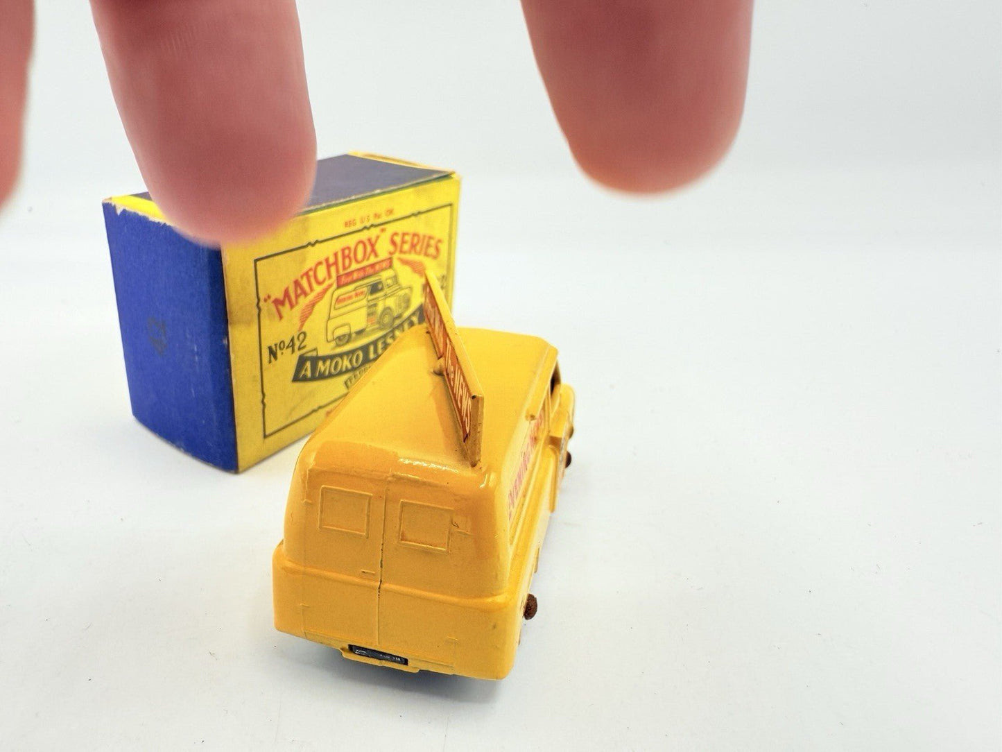 Matchbox Lesney 42a Bedford Evening News Van MW - Magic Matchbox