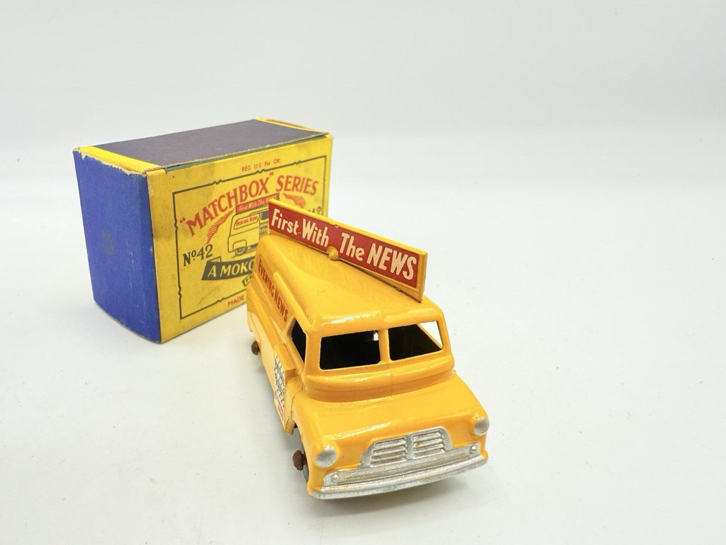 Matchbox Lesney 42a Bedford Evening News Van MW - Magic Matchbox