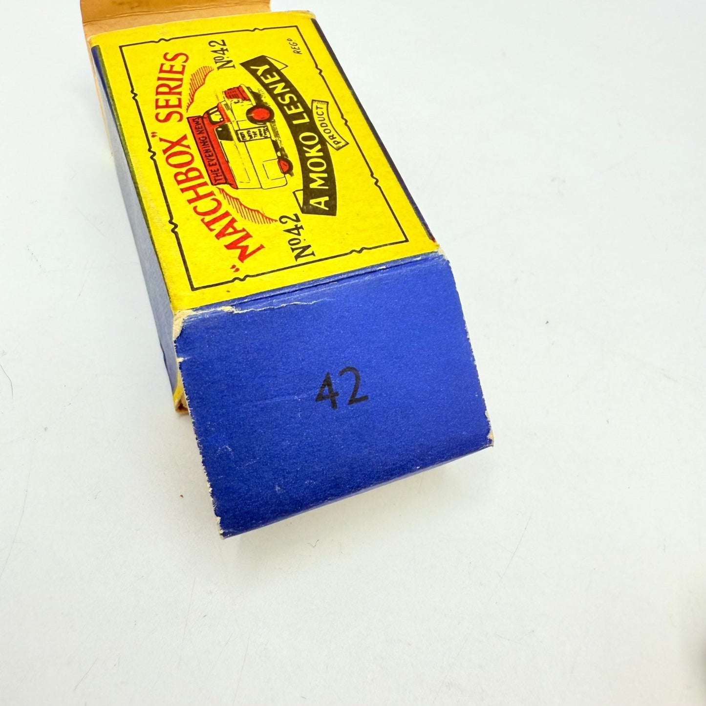 Matchbox Lesney 42a Bedford Evening News Van MW - Magic Matchbox