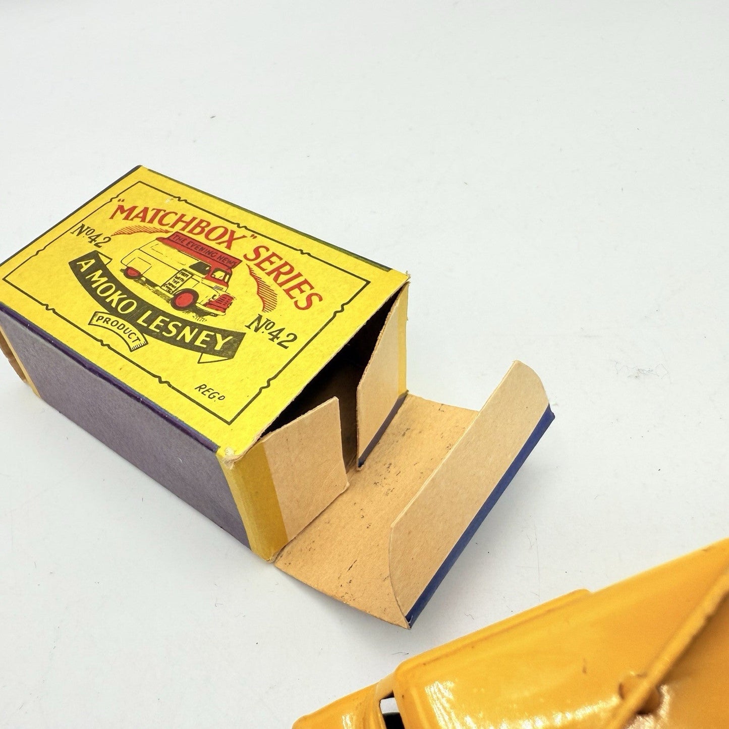 Matchbox Lesney 42a Bedford Evening News Van - MW - Original Box - Magic Matchbox