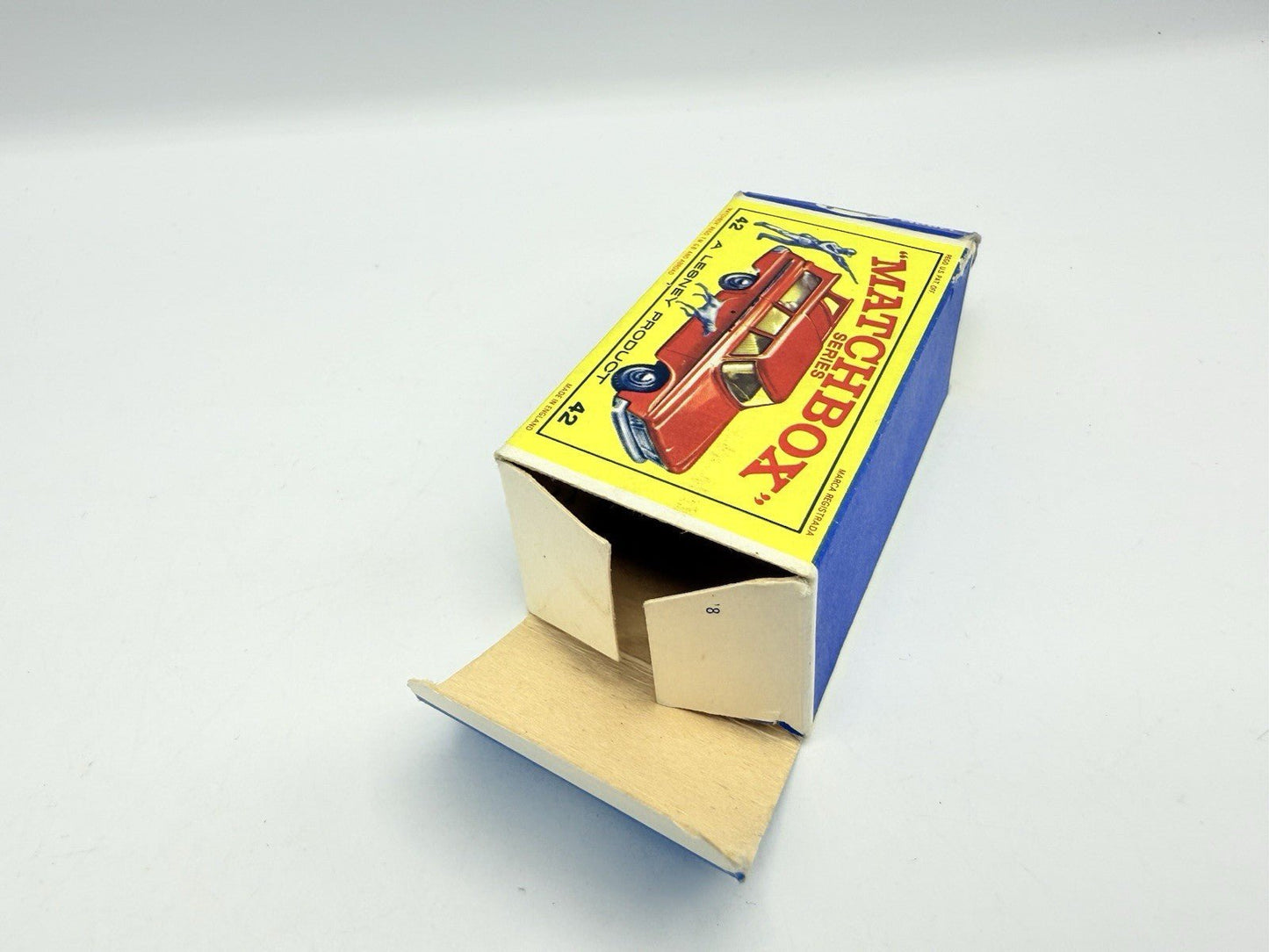 Matchbox Lesney 42b Studebaker Lark Wagonaire Empty Original Box - Magic Matchbox