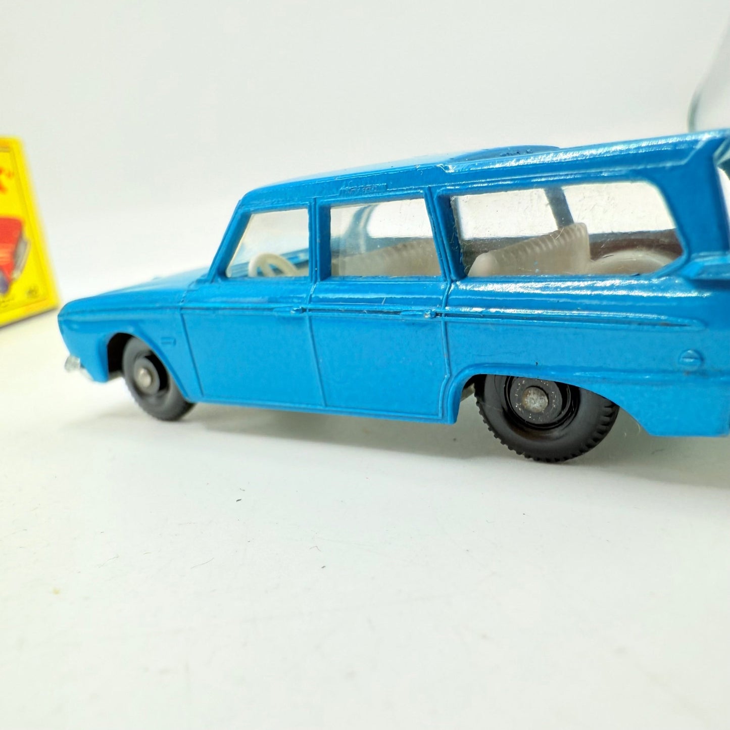 Matchbox Lesney 42b Studebaker Lark Wagonaire MATCHING SLIDE - Magic Matchbox