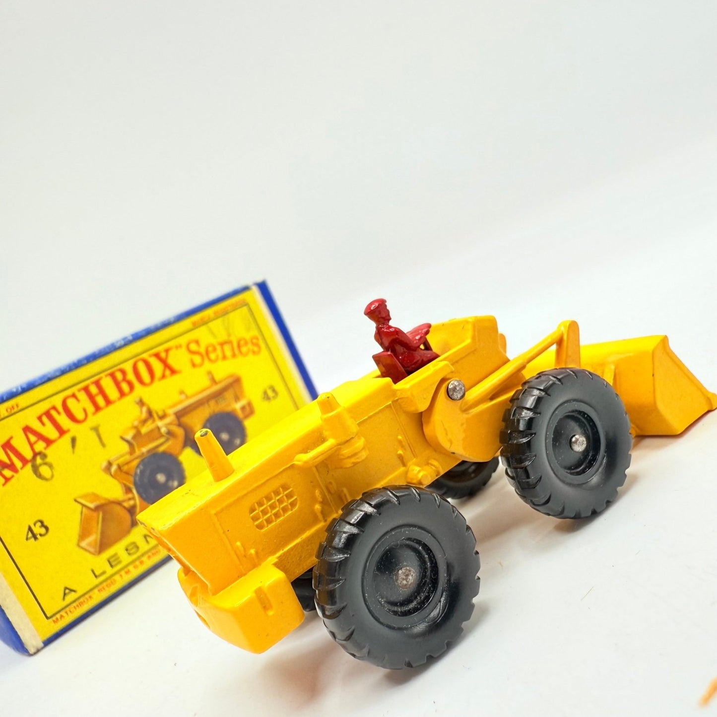 Matchbox Lesney 43b Aveling Barford Tractor Shovel - Magic Matchbox