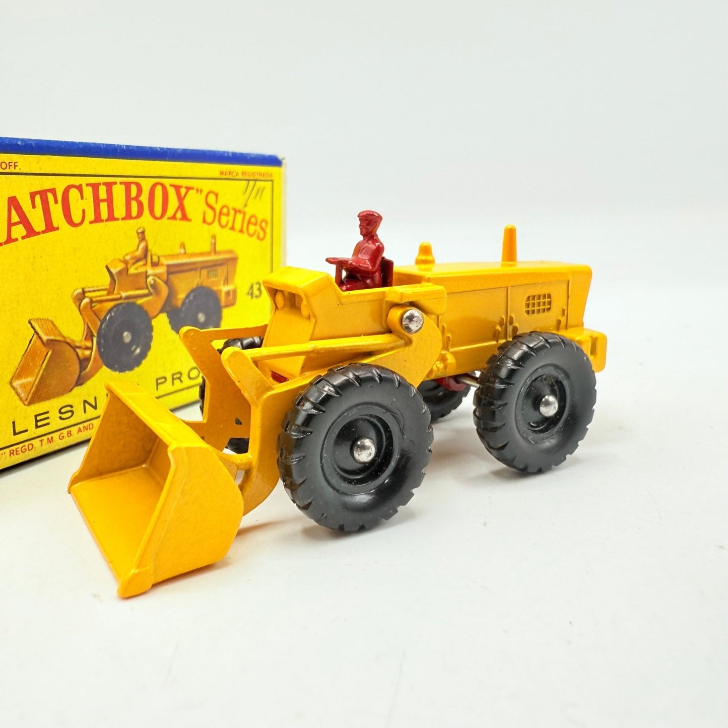 Matchbox Lesney 43b Aveling Barford Tractor Shovel - Magic Matchbox
