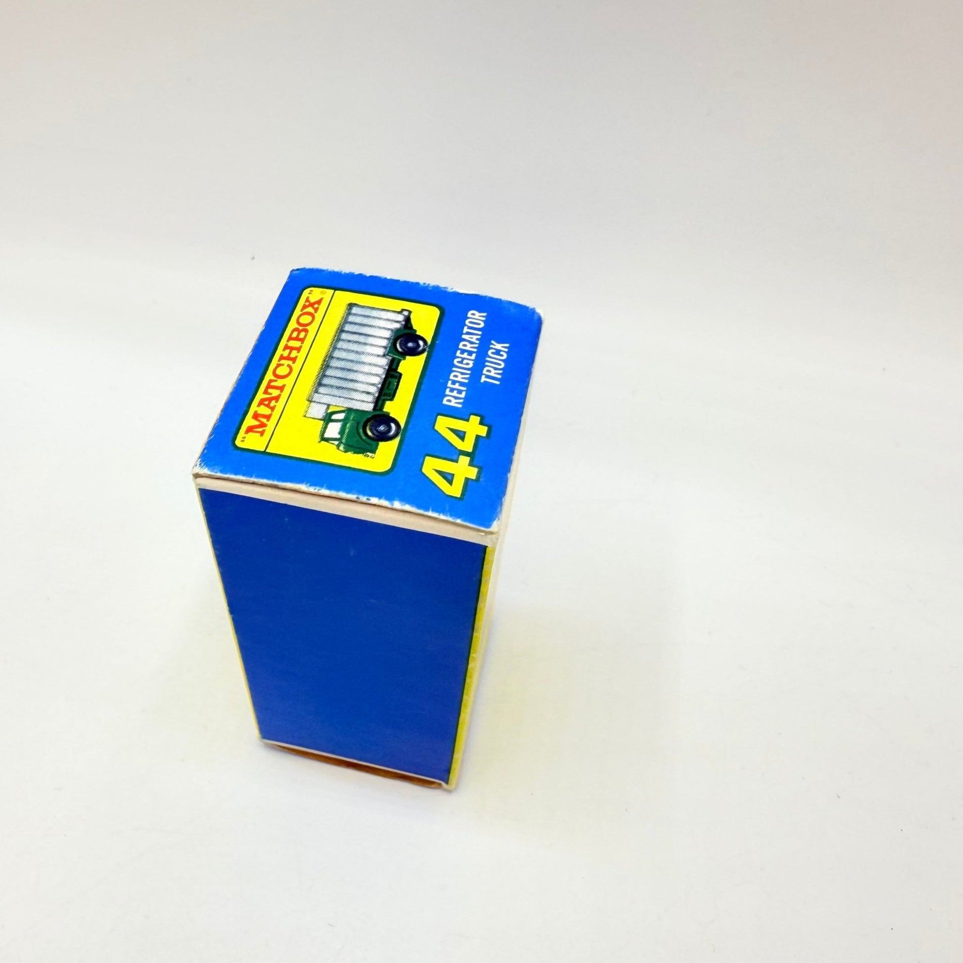 Matchbox Lesney 44c GMC Refrigerator Truck - Magic Matchbox