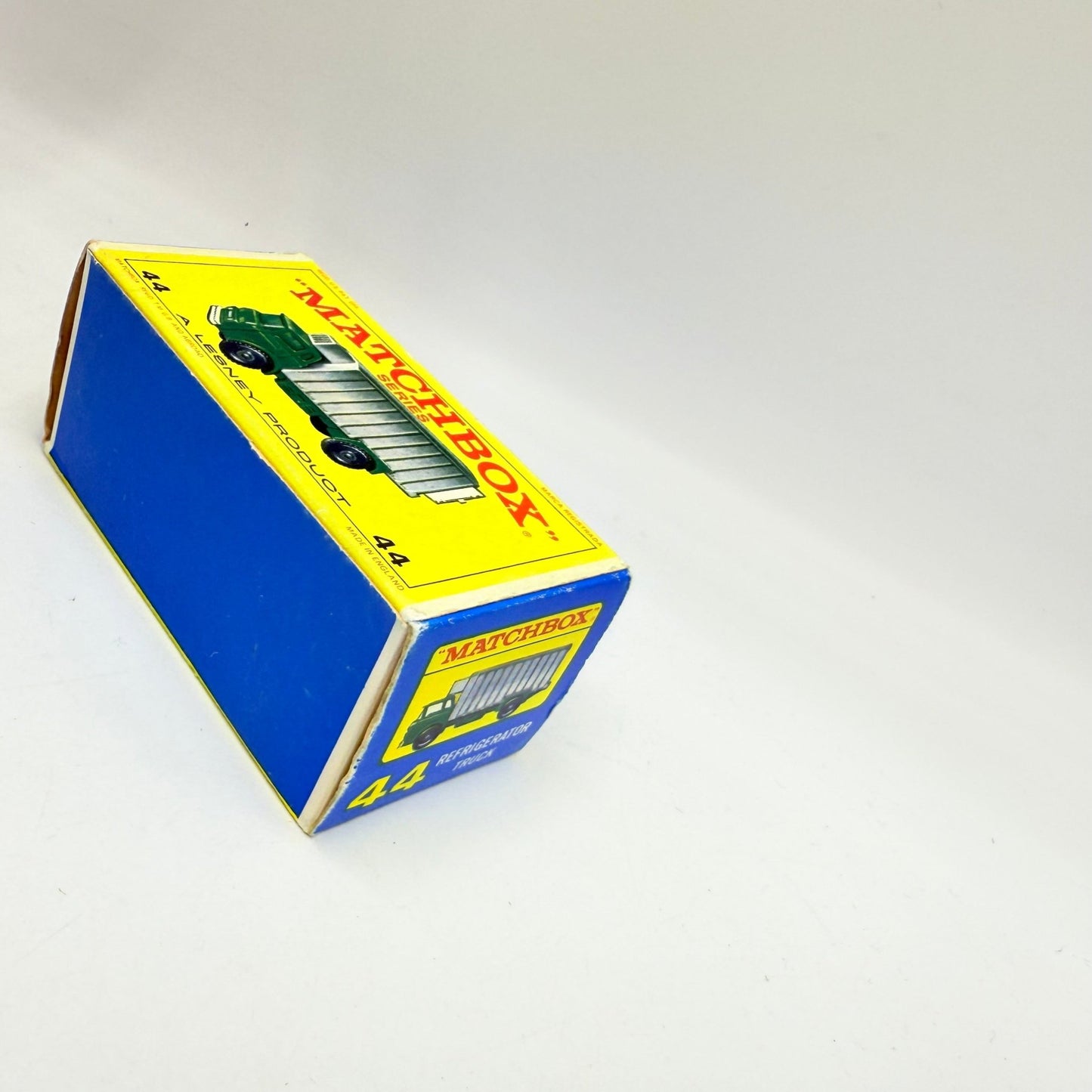 Matchbox Lesney 44c GMC Refrigerator Truck - Magic Matchbox