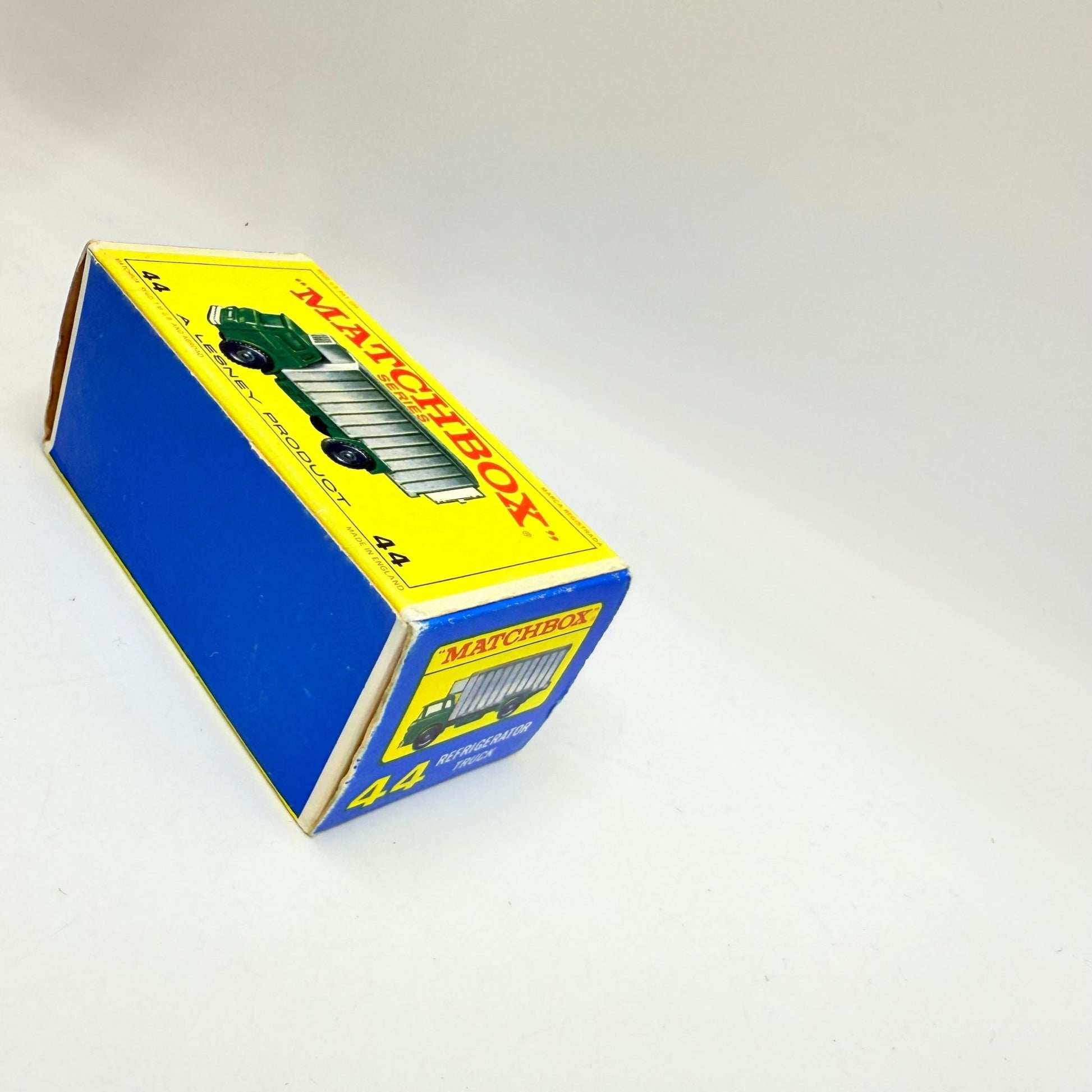 Matchbox Lesney 44c GMC Refrigerator Truck - Magic Matchbox