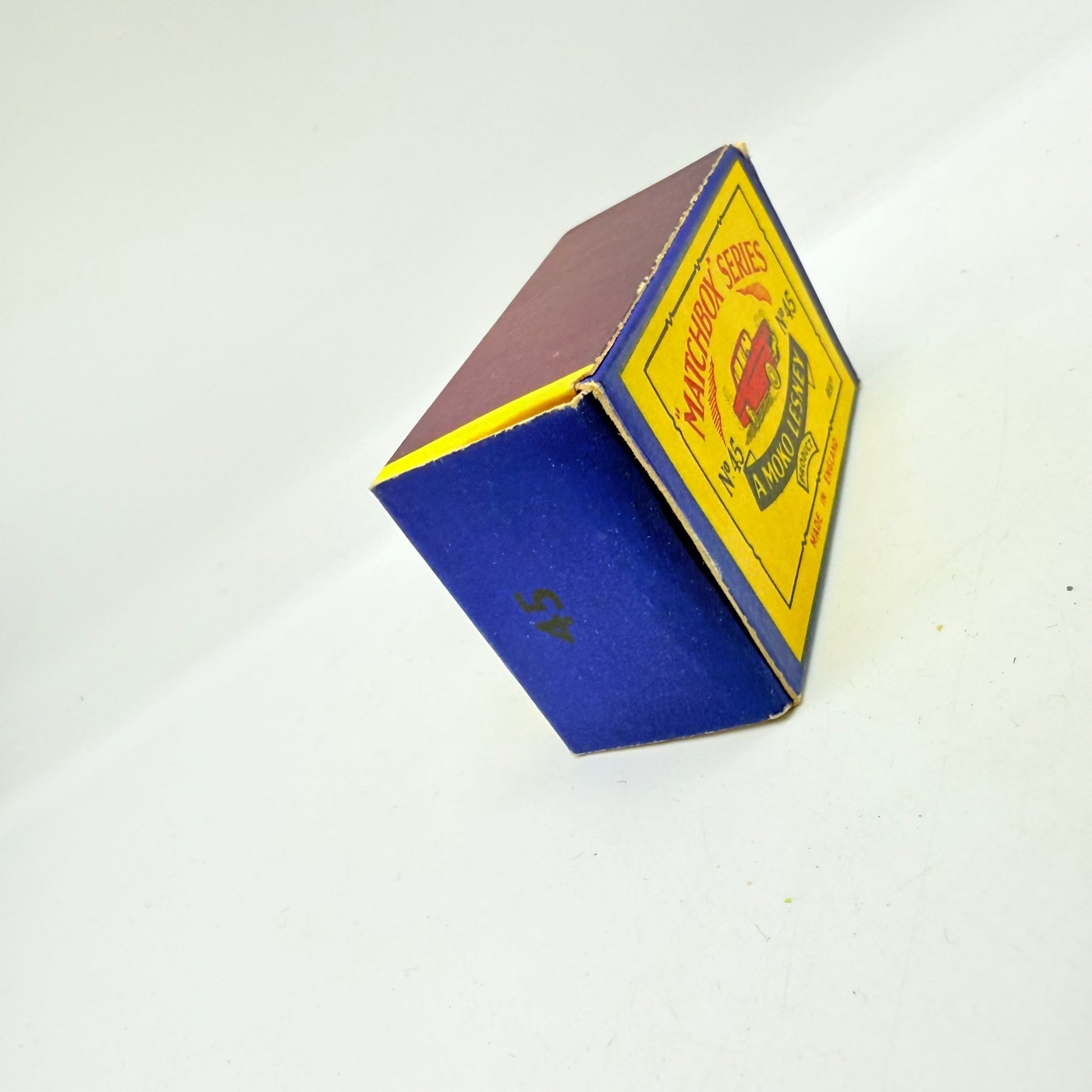 Matchbox Lesney 45a Vauxhall Victor MW - Magic Matchbox