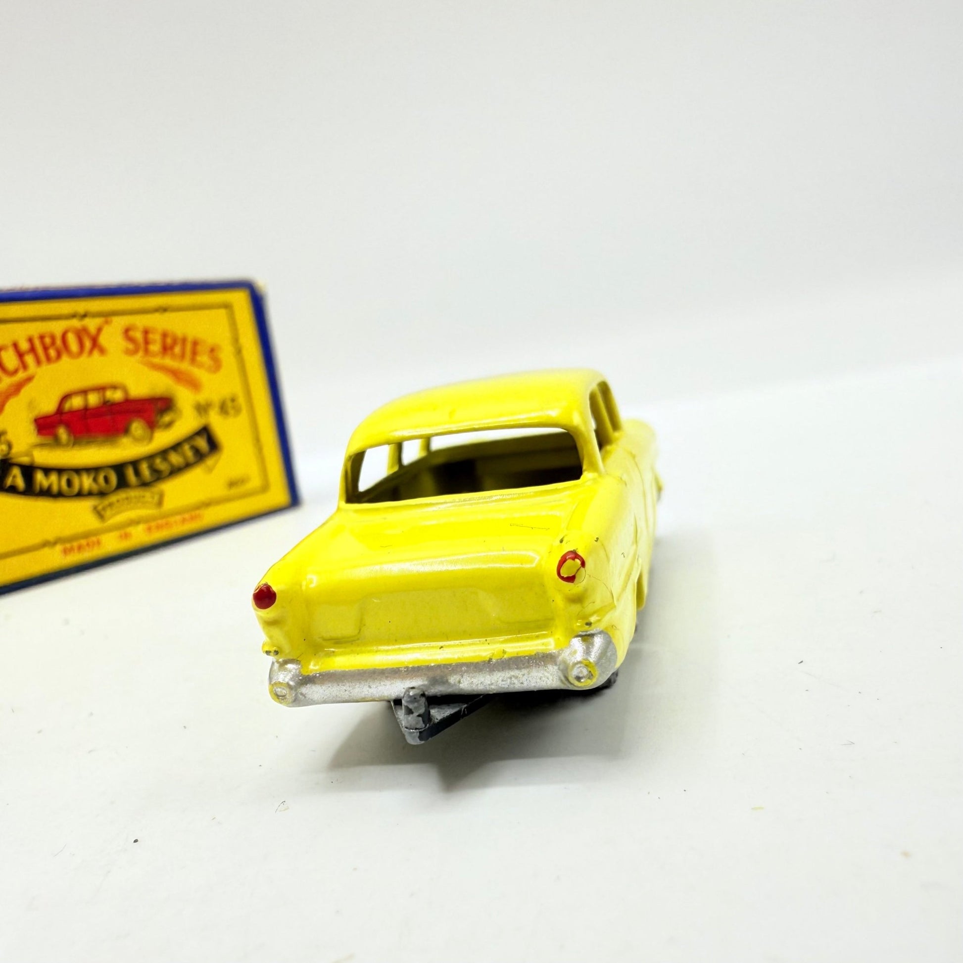 Matchbox Lesney 45a Vauxhall Victor MW - Magic Matchbox