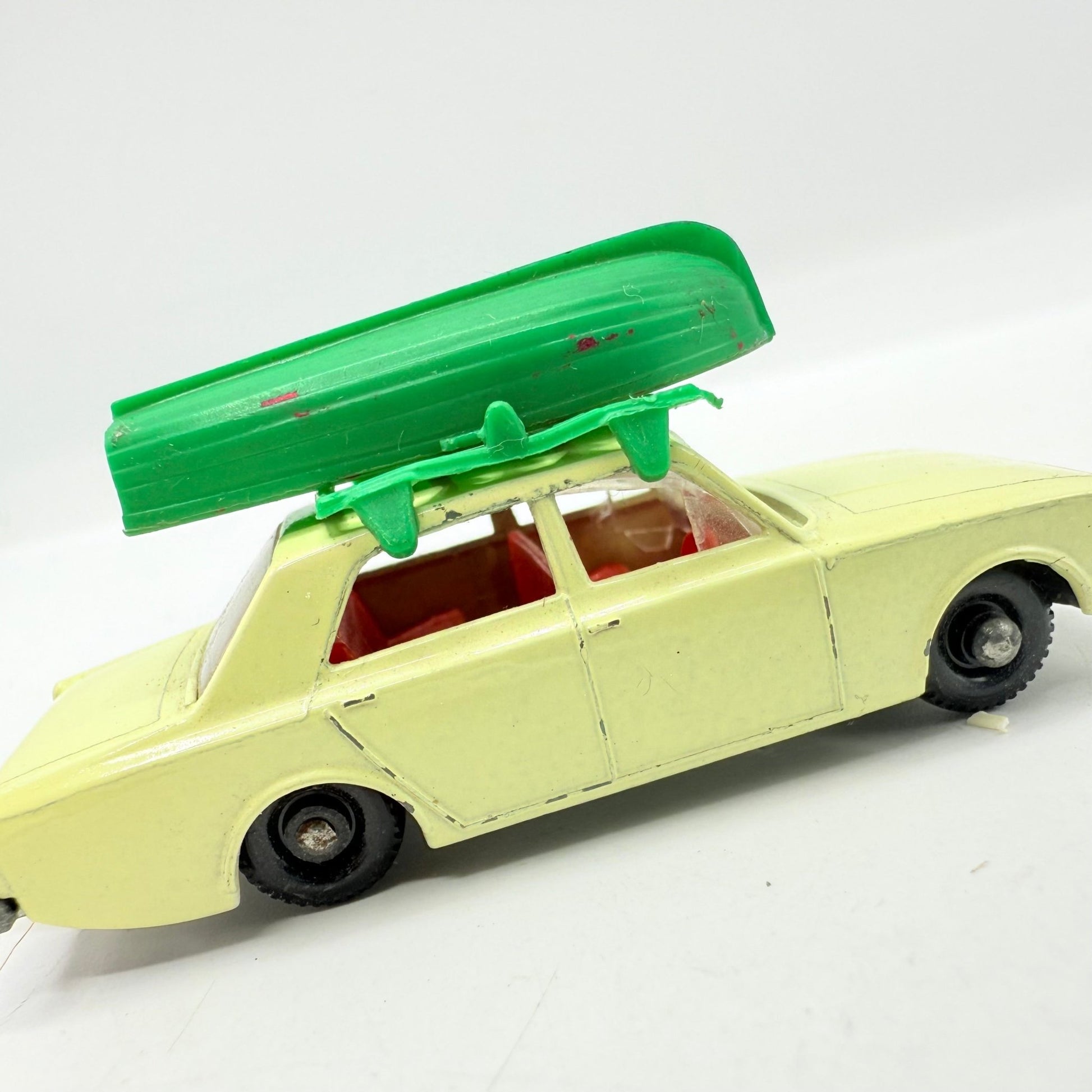 Matchbox Lesney 45b Ford Corsair & Boat - Magic Matchbox