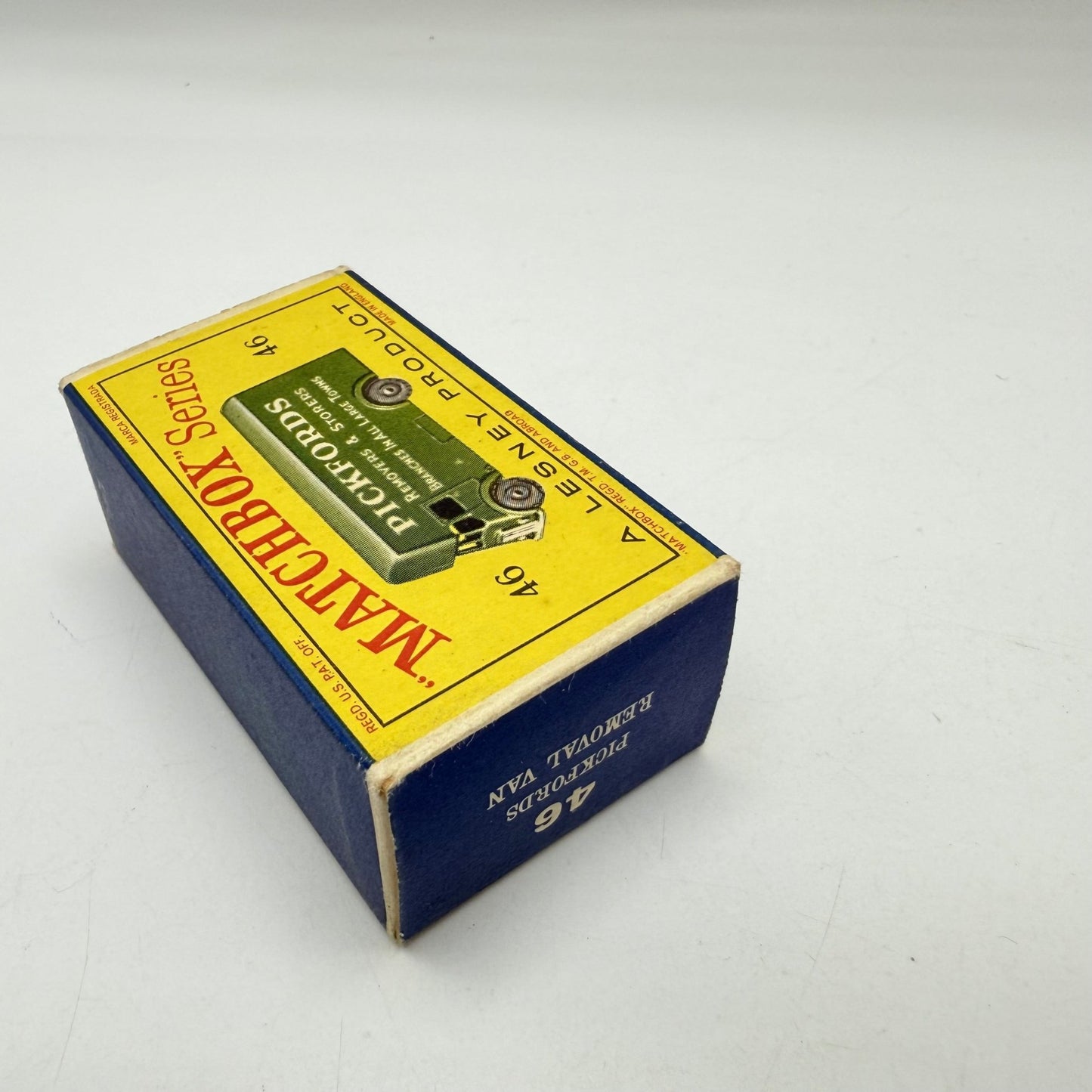 Matchbox Lesney 46b Guy Pickfords Removal Van SILVER WHEELS - Magic Matchbox