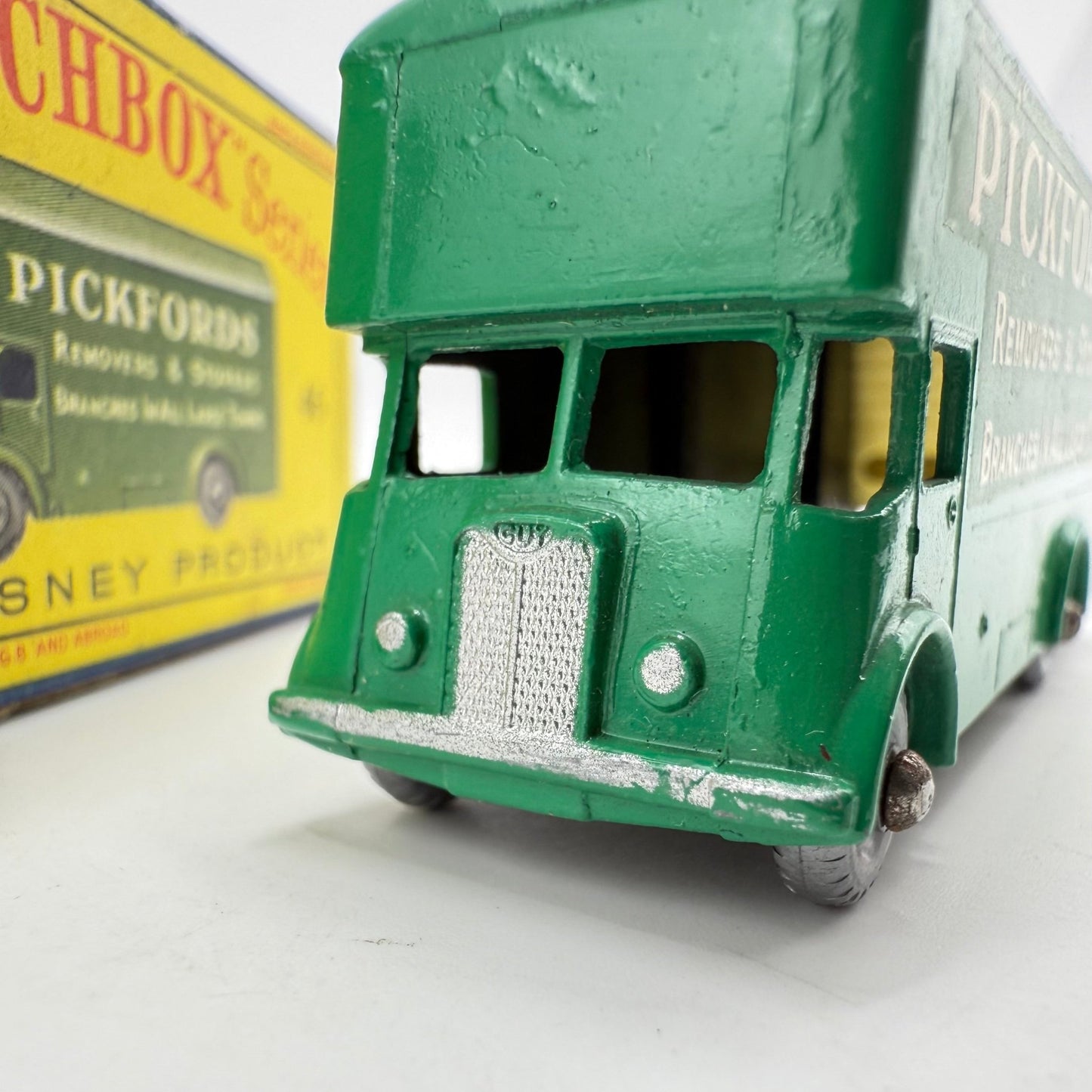 Matchbox Lesney 46b Guy Pickfords Removal Van SILVER WHEELS - Magic Matchbox