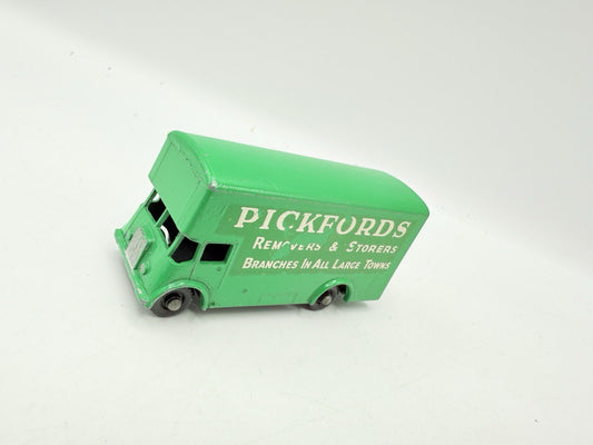 Matchbox Lesney 46b Pickford's Removal Van BPW - Green - Magic Matchbox