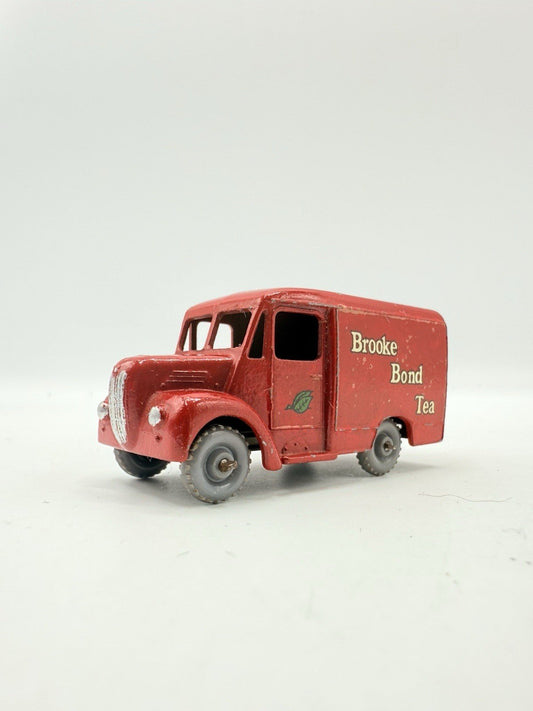 Matchbox Lesney 47a Trojan Van Brooke Bond Tea GPW - Magic Matchbox