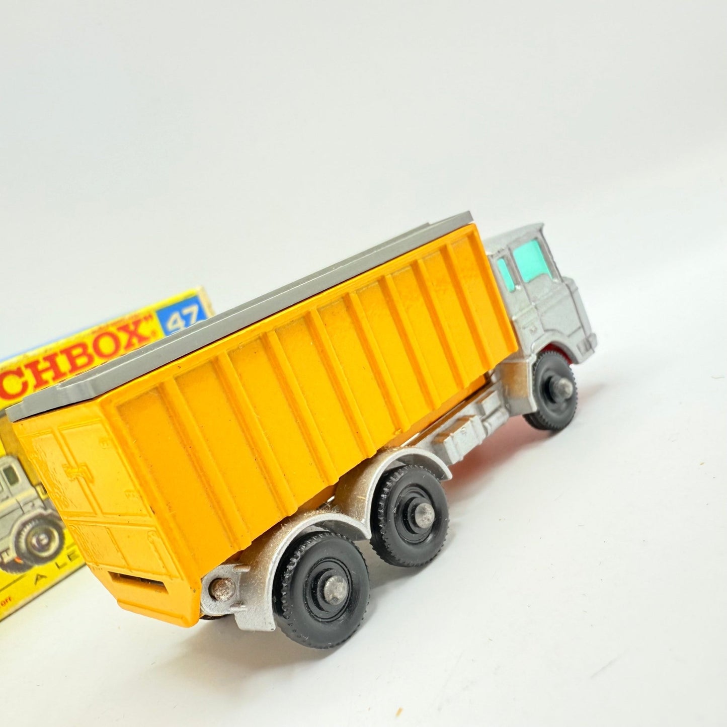Matchbox Lesney 47c DAF Tipper Container Truck BPW - Magic Matchbox