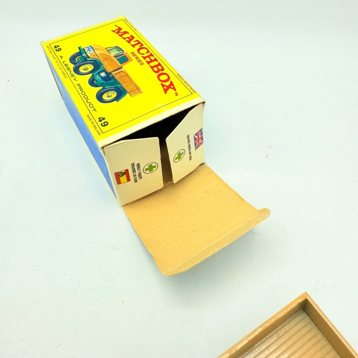 Matchbox Lesney 49b Mercedes Unimog Tan - Magic Matchbox