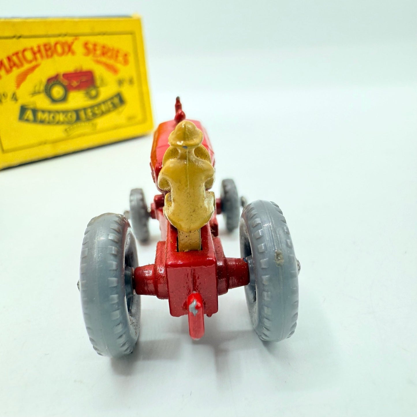 Matchbox Lesney 4b Massey Harris Tractor GPW - Magic Matchbox