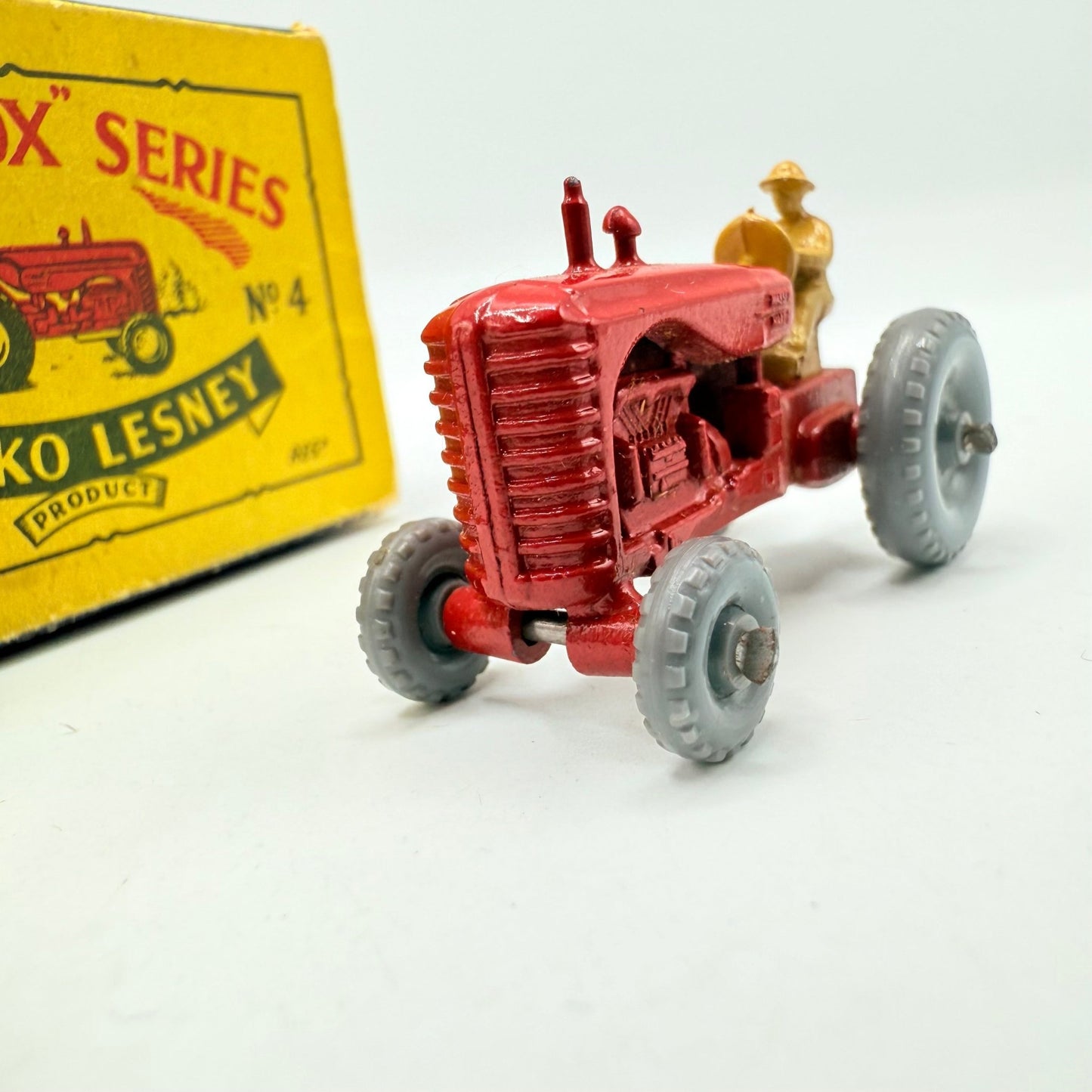 Matchbox Lesney 4b Massey Harris Tractor GPW - Magic Matchbox