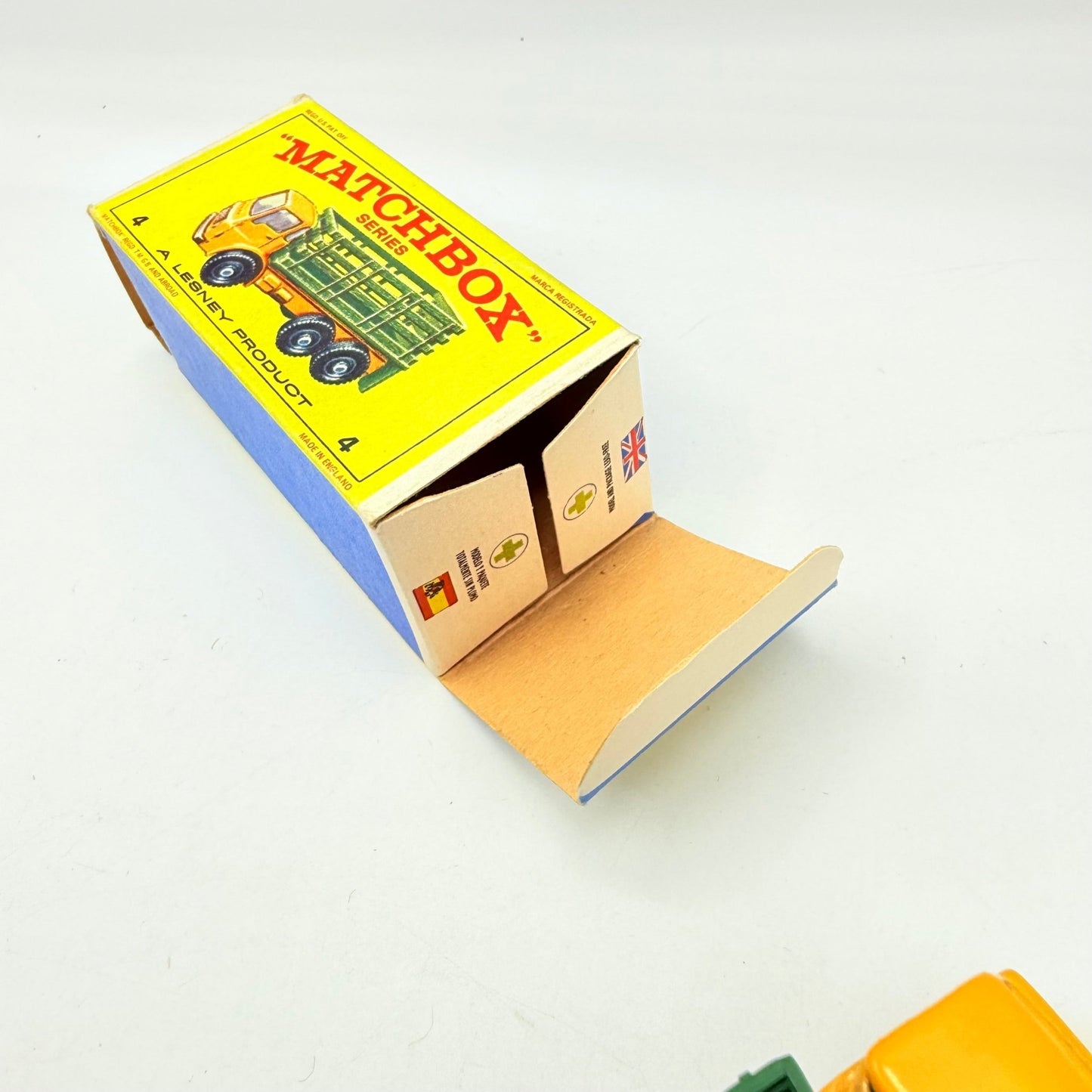 Matchbox Lesney 4d Dodge Stake Truck - Magic Matchbox