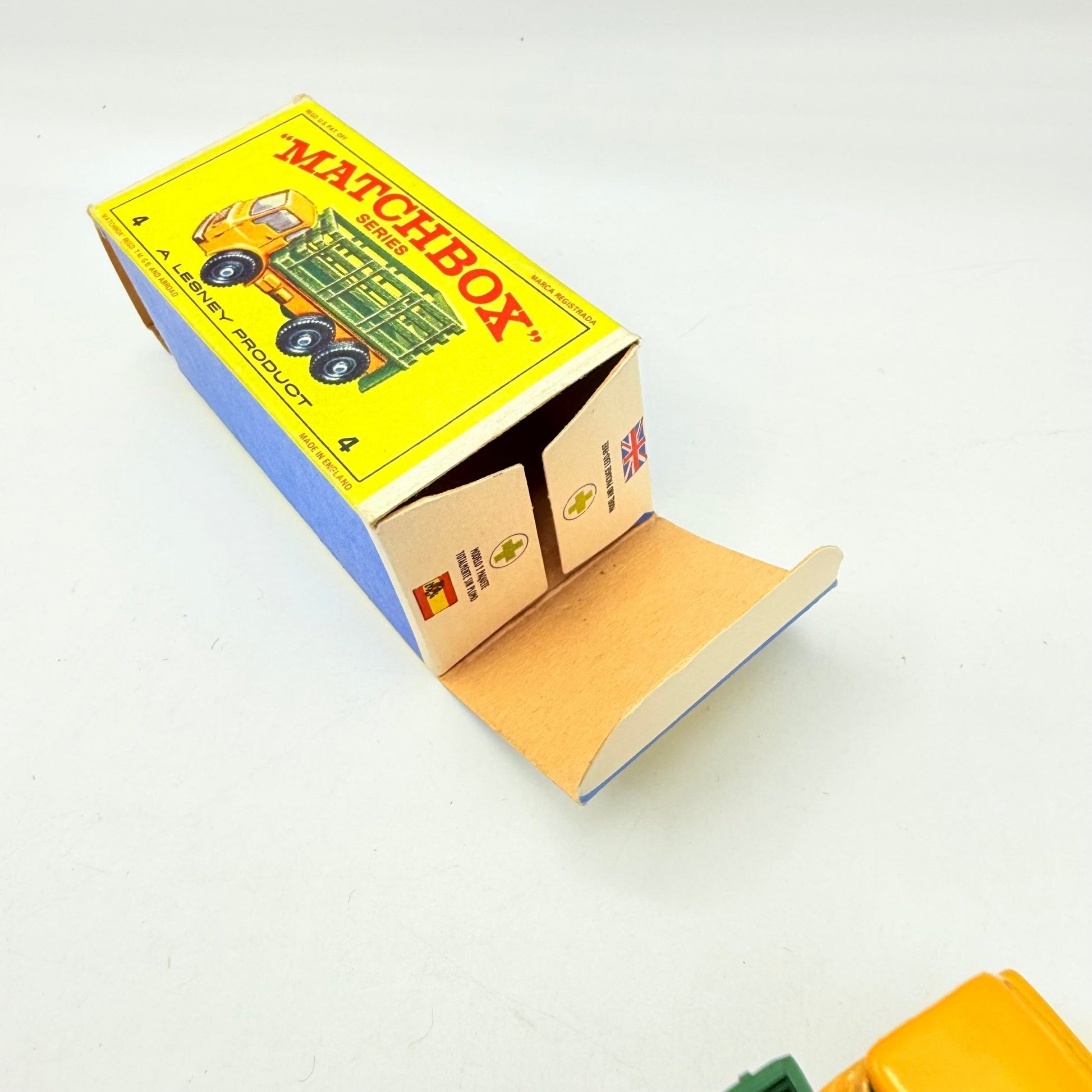 Matchbox Lesney 4d Dodge Stake Truck - Magic Matchbox