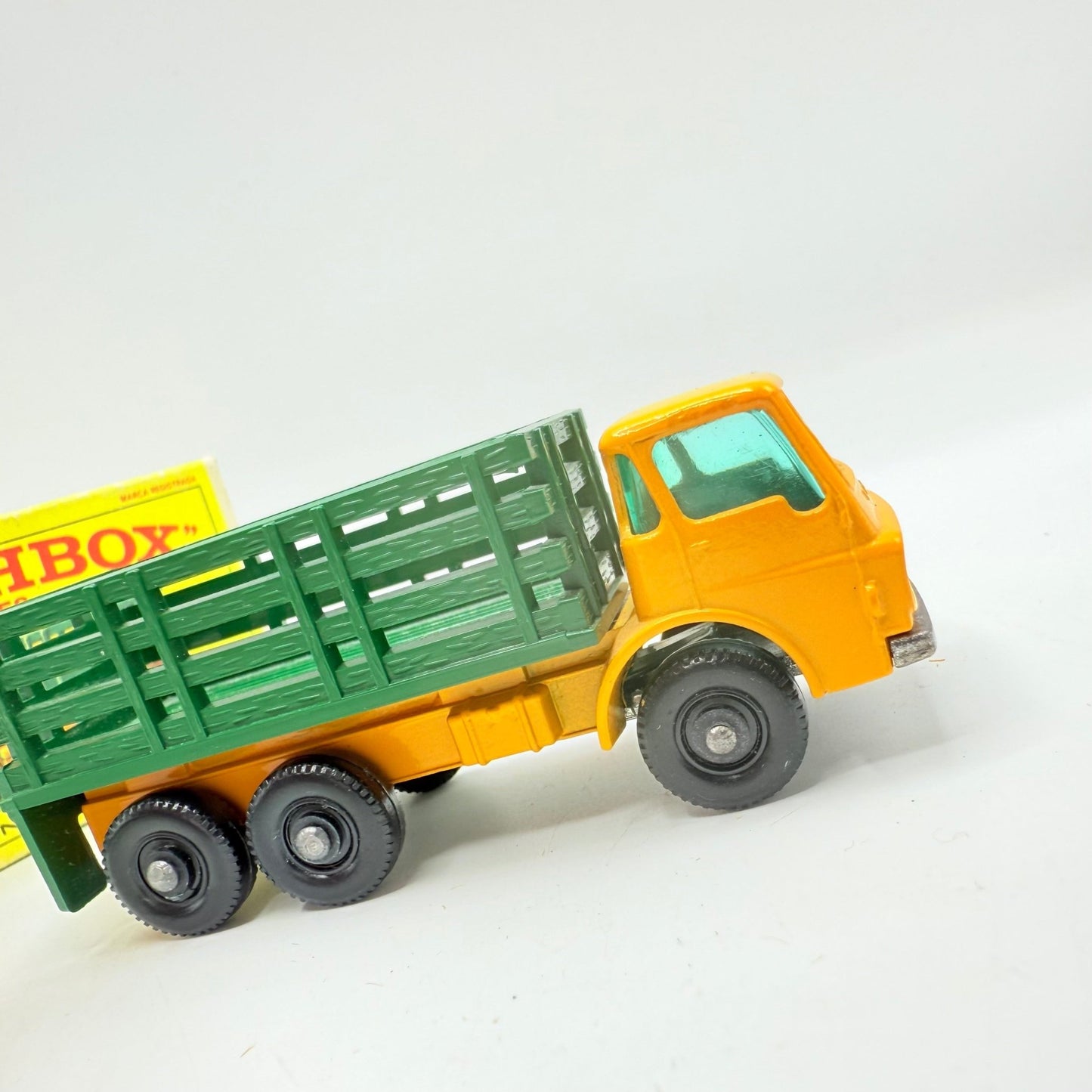 Matchbox Lesney 4d Dodge Stake Truck - Magic Matchbox